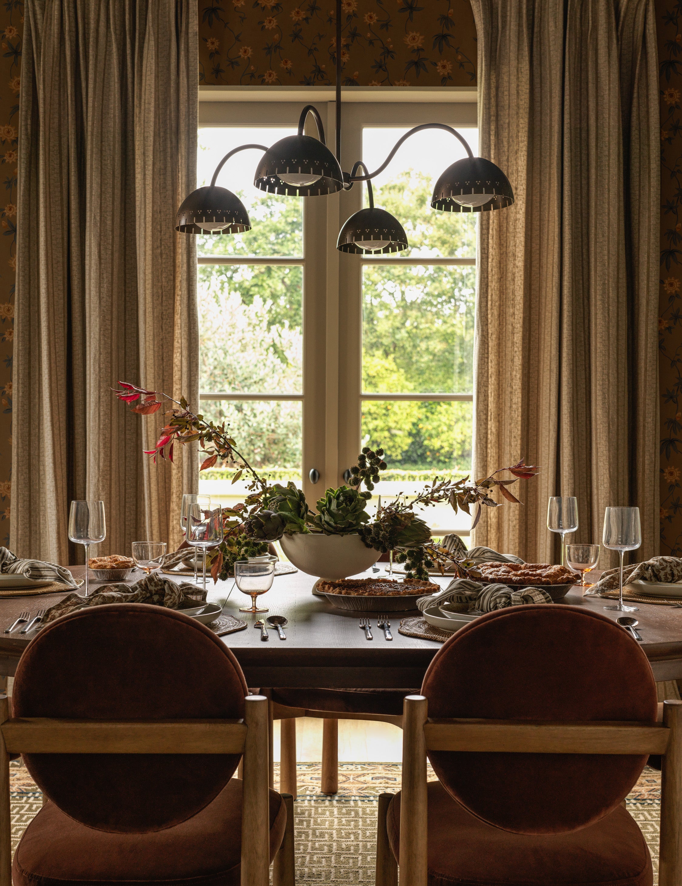 Donato Pedestal Bowl Bowl