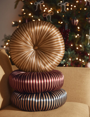 #color::mulberry-and-blush #style::round #color::navy-and-champagne #style::round #color::gold-and-champagne