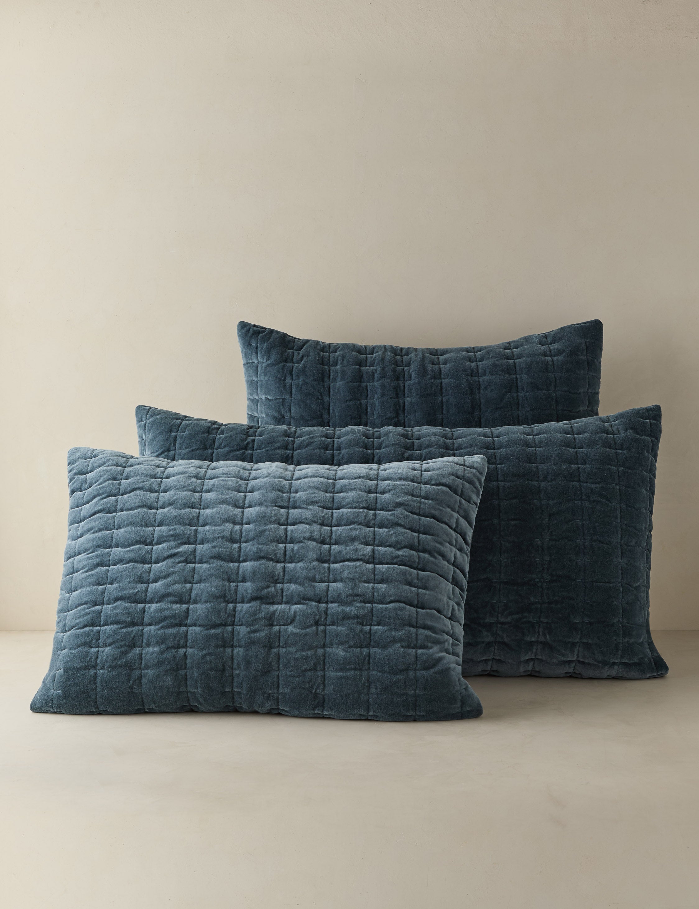 #color::stone-blue #size::standard #size::king #size::euro