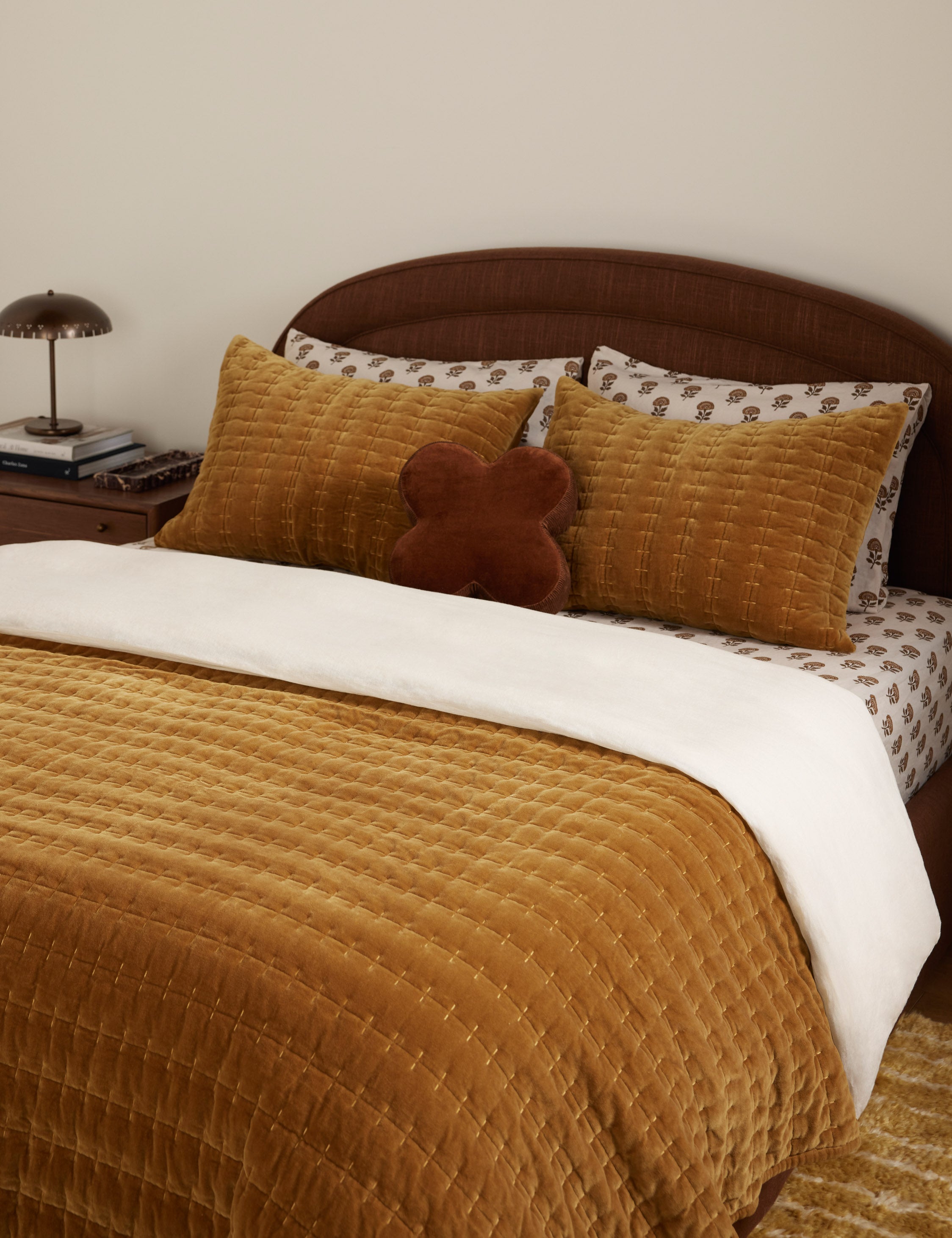 Anderson Velvet Quilt - Thumbnail 4