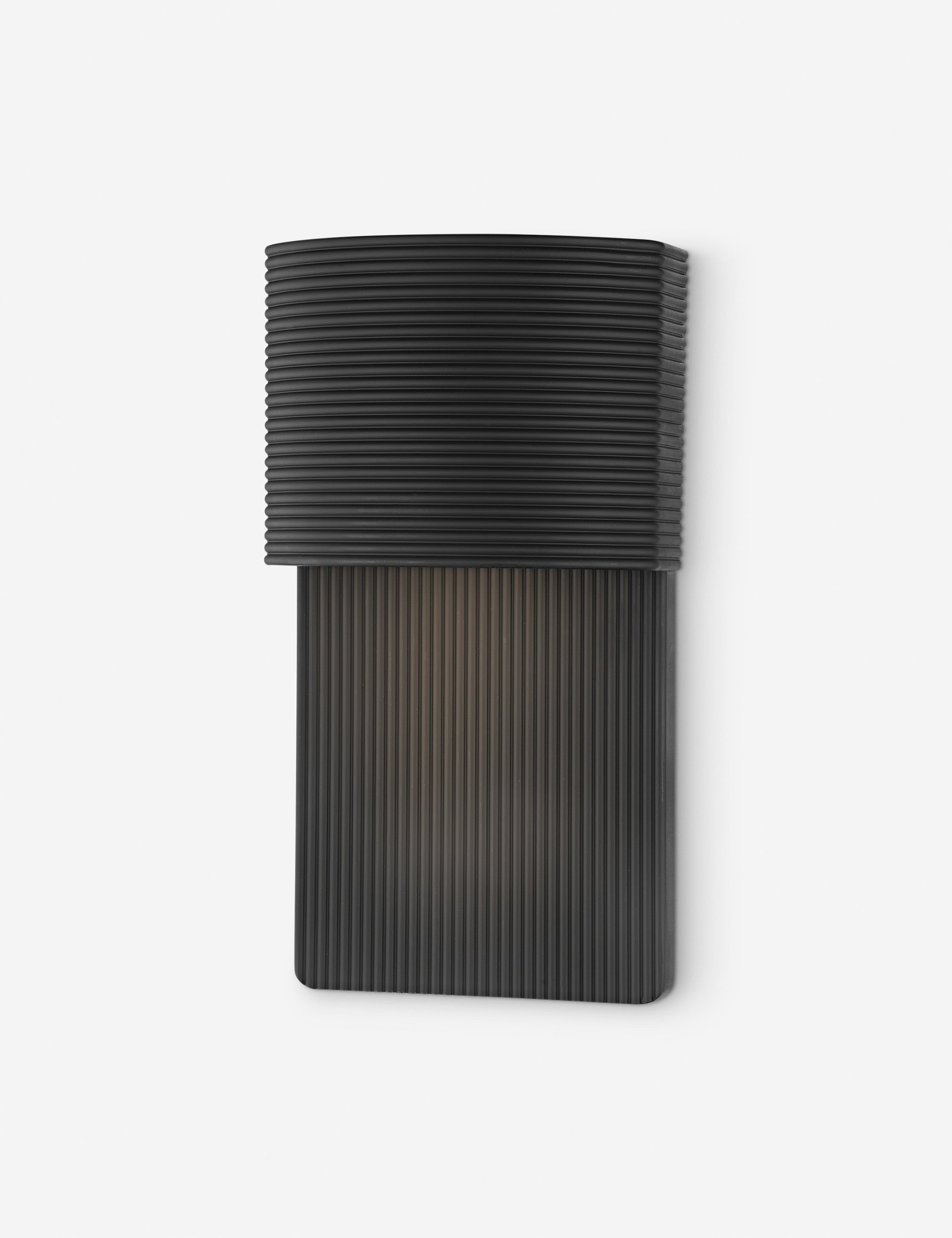 #color::black #size::small