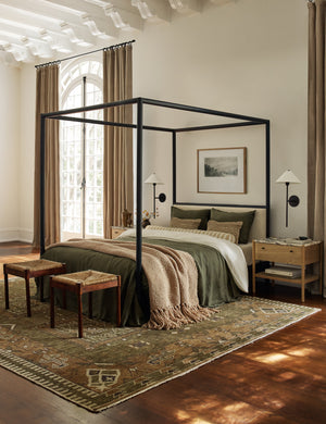 Tahj Hand-Knotted Wool Rug Swatch 18