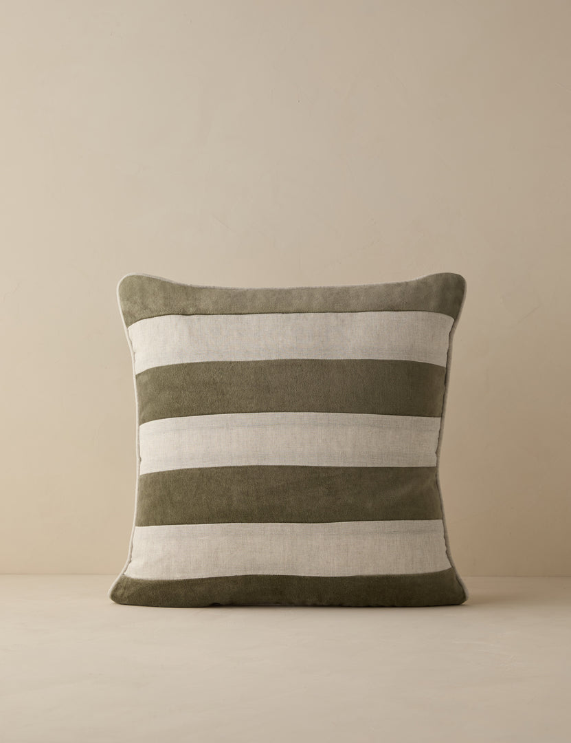 #color::green #style::square