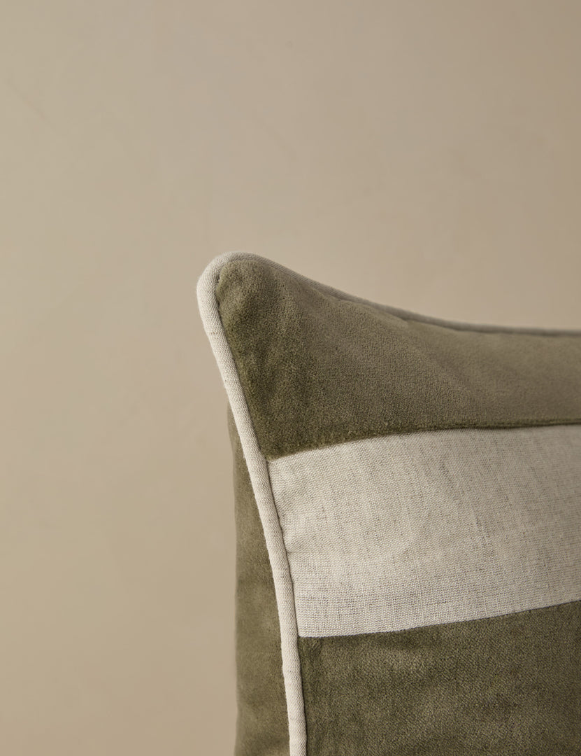 #color::green #style::square