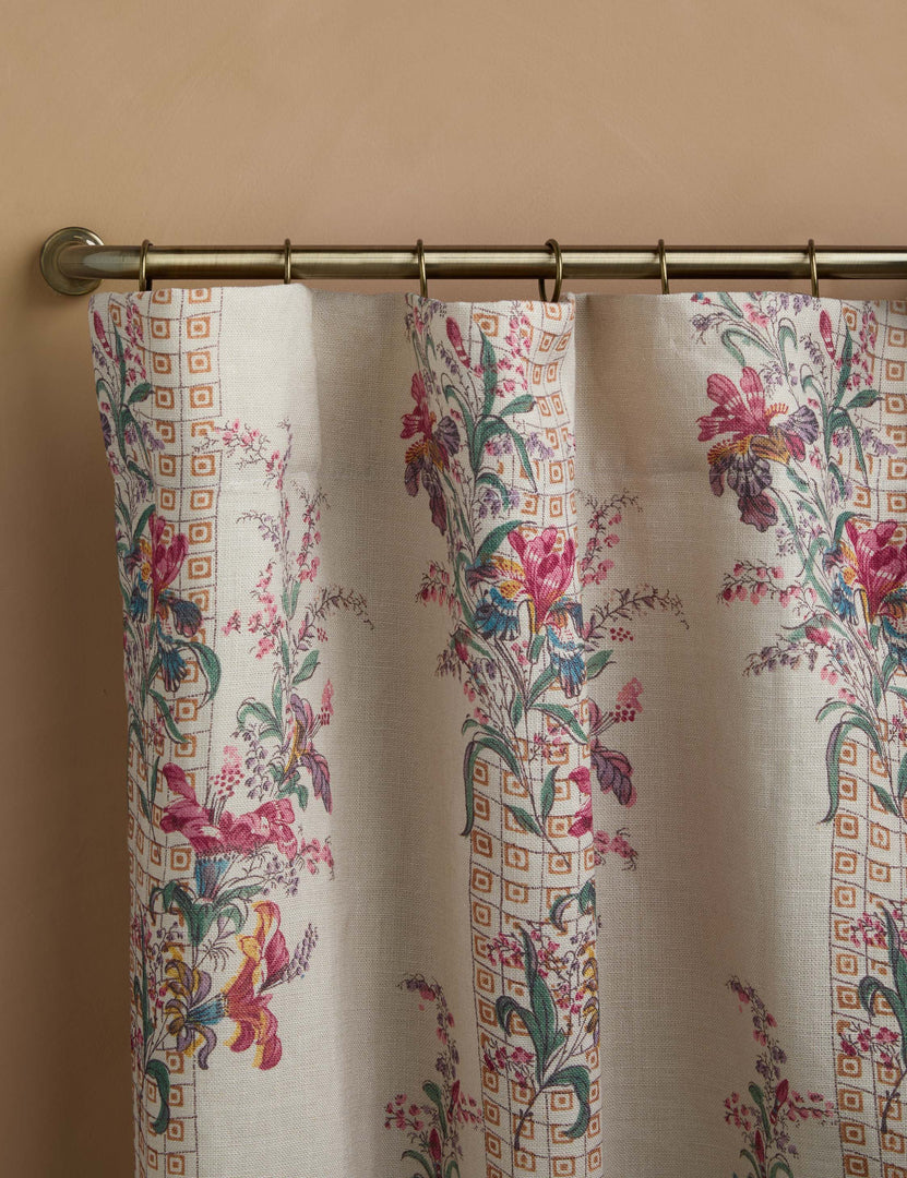 #color::fuchsia-and-gold #size::50--x-84- #size::50--x-96- #size::50--x-108- #size::50--x-120- #lining-type::privacy-lining #lining-type::cotton-lining