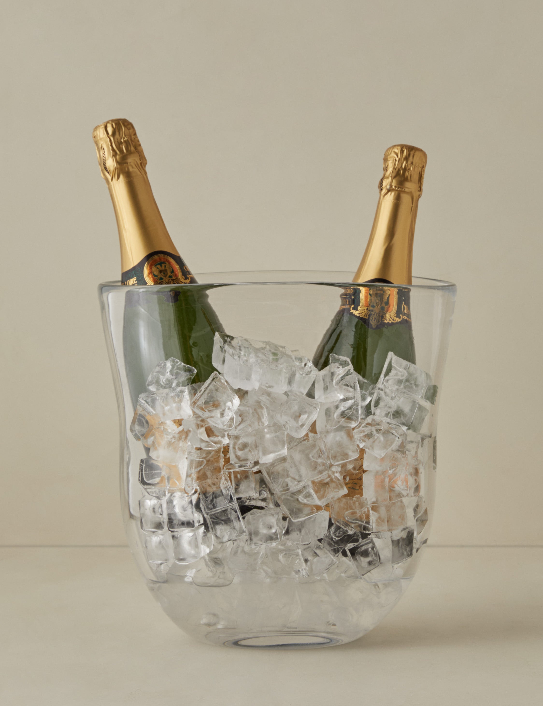 #style::champagne-bucket