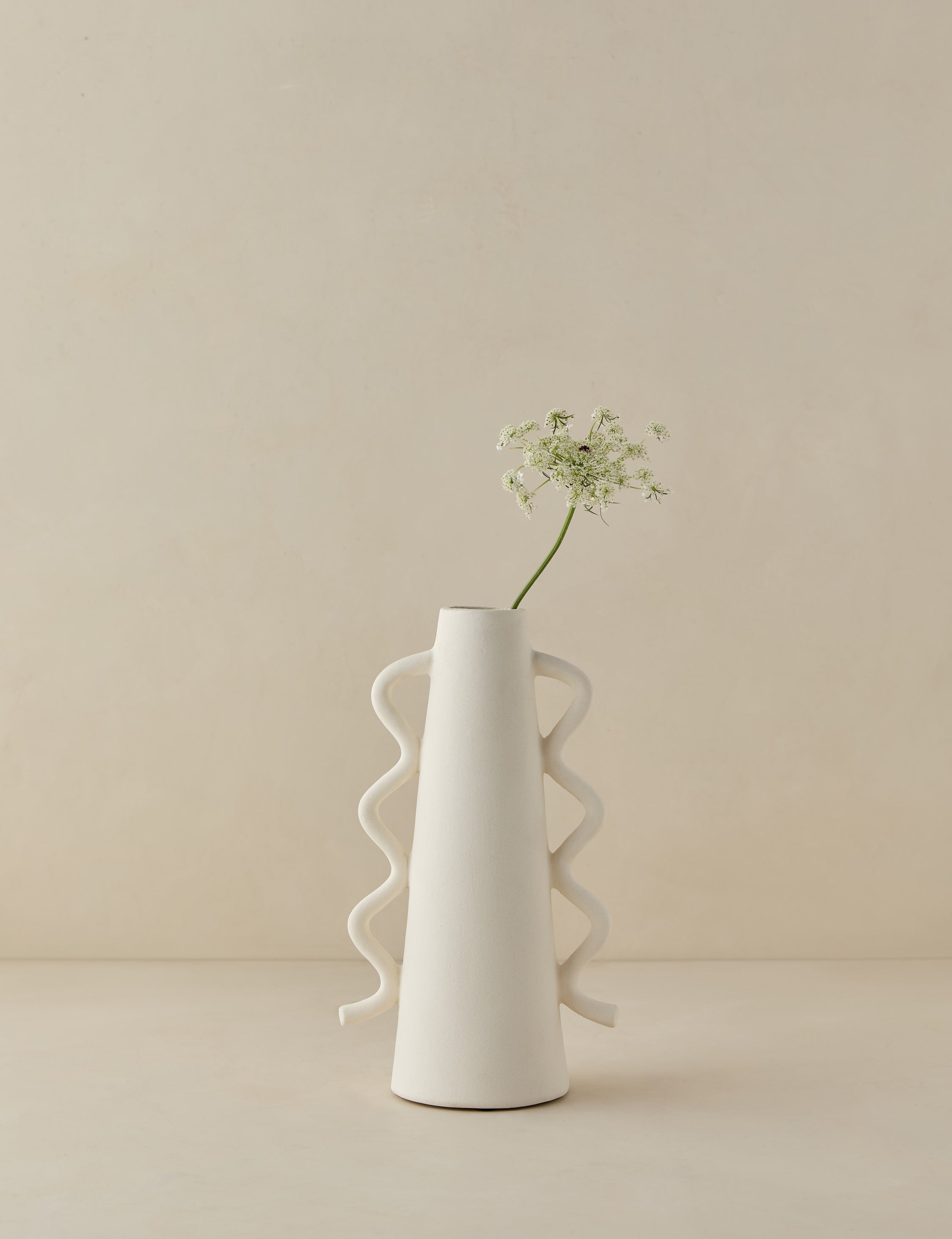 #color::ivory