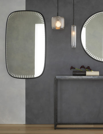#color::black