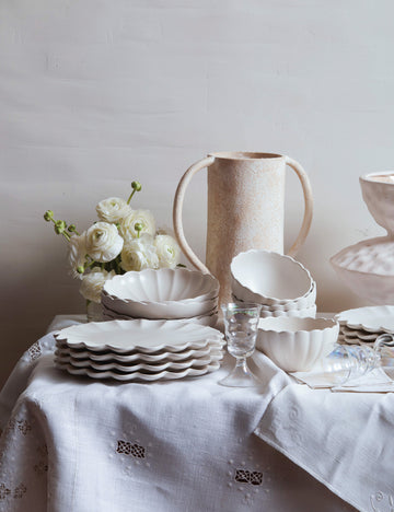 #color::white #style::dinner-plates--set-of-4 #style::cereal-bowls--set-of-4 #style::pasta-bowls--set-of-4 #style::16-piece-set #style::salad-plates--set-of-4