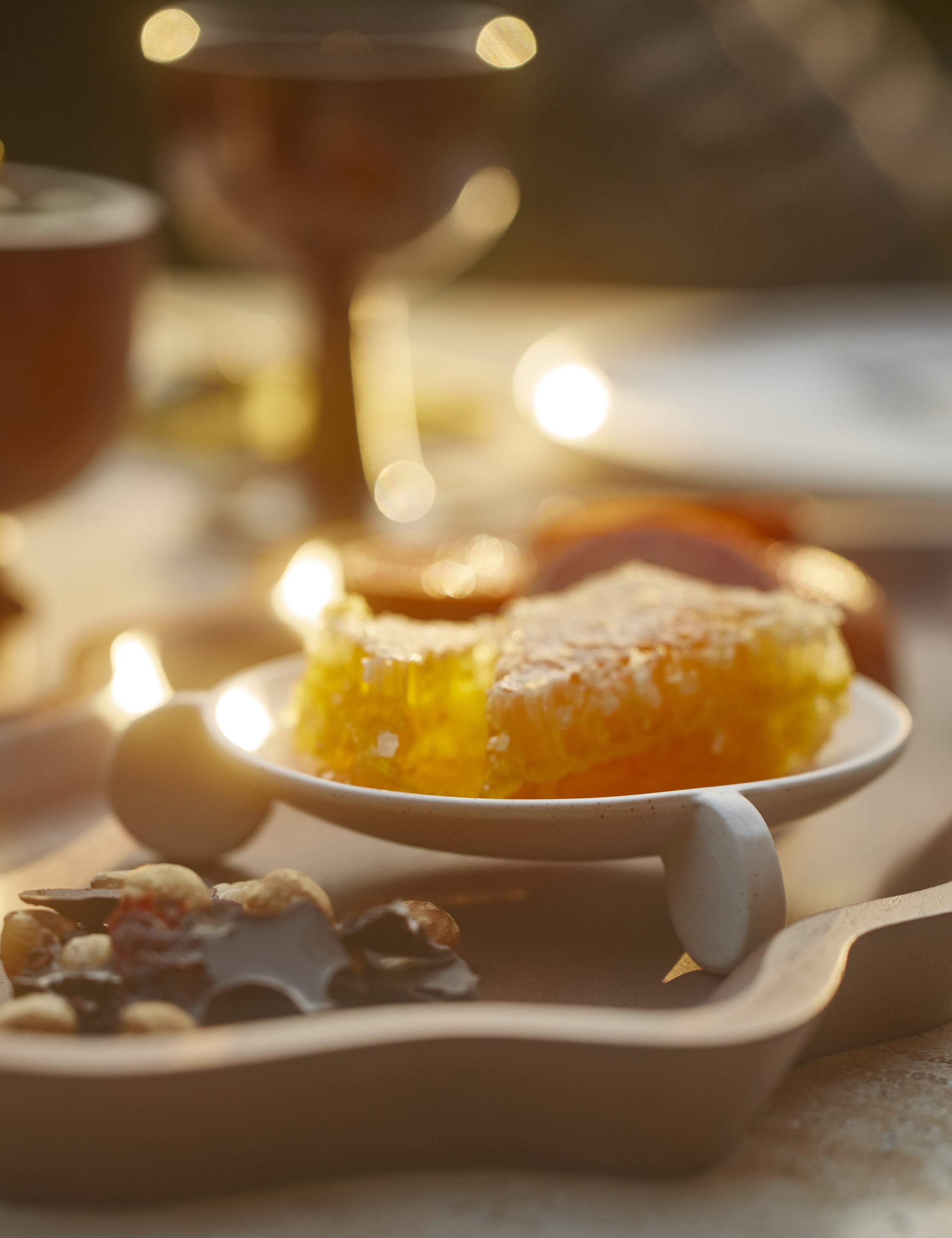 Shapeshifter Stoneware Appetizer Plates (Set of 4) - Thumbnail 5