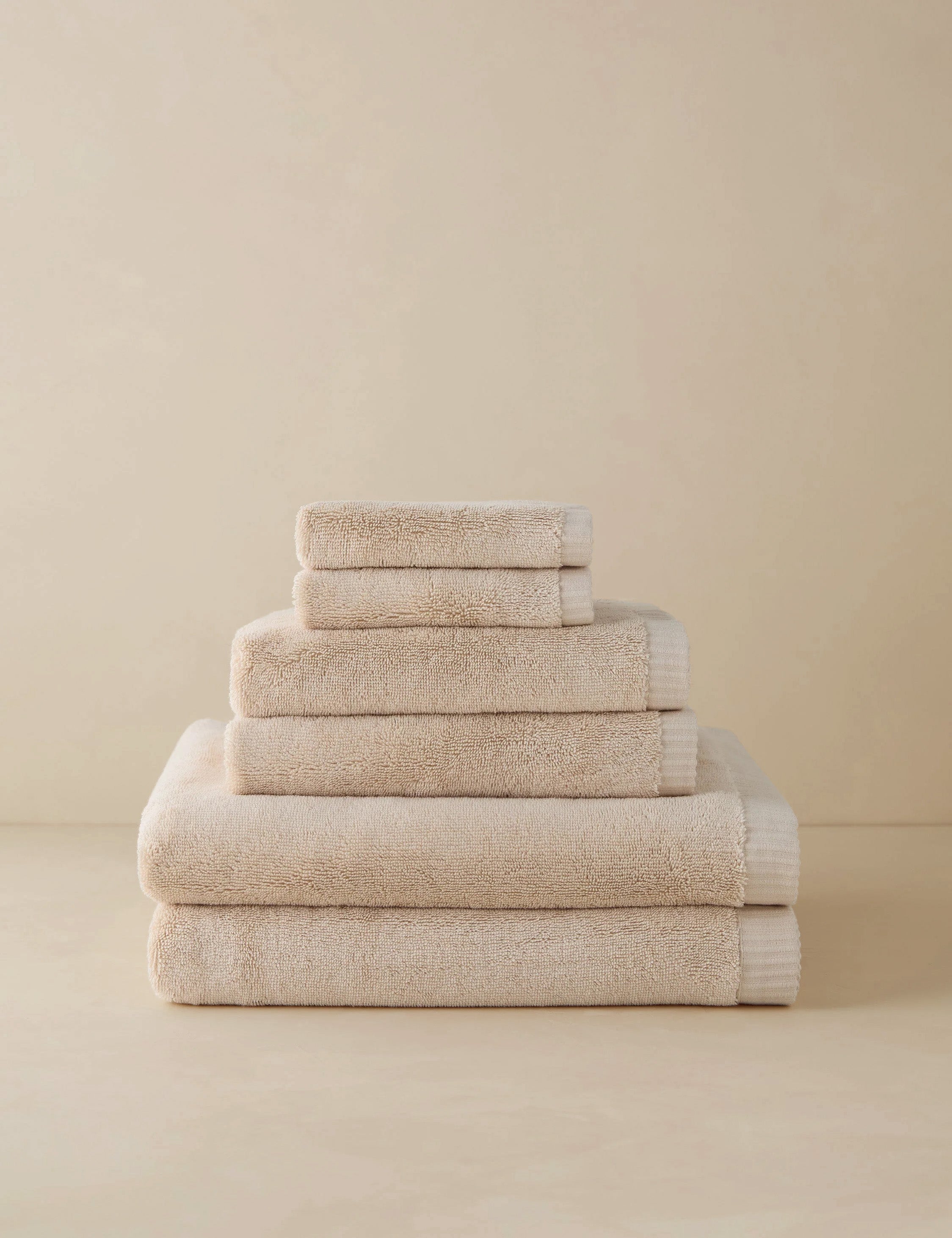 #color::sand #style::bath-sheet #style::bath-towel #style::hand-towel #style::washcloth #style::towel-set