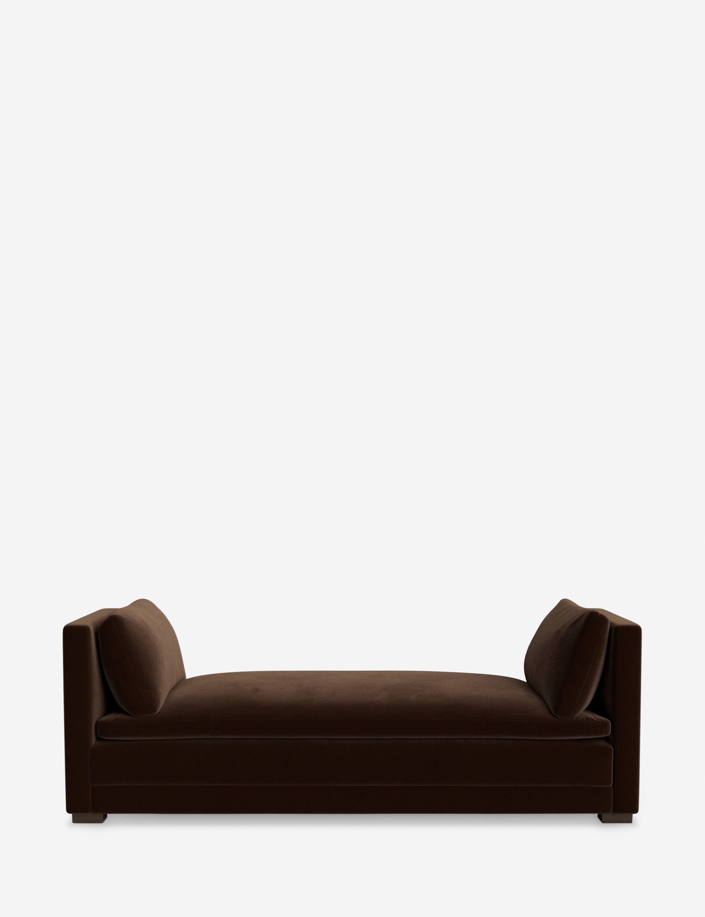 #color::mahogany-classic-velvet