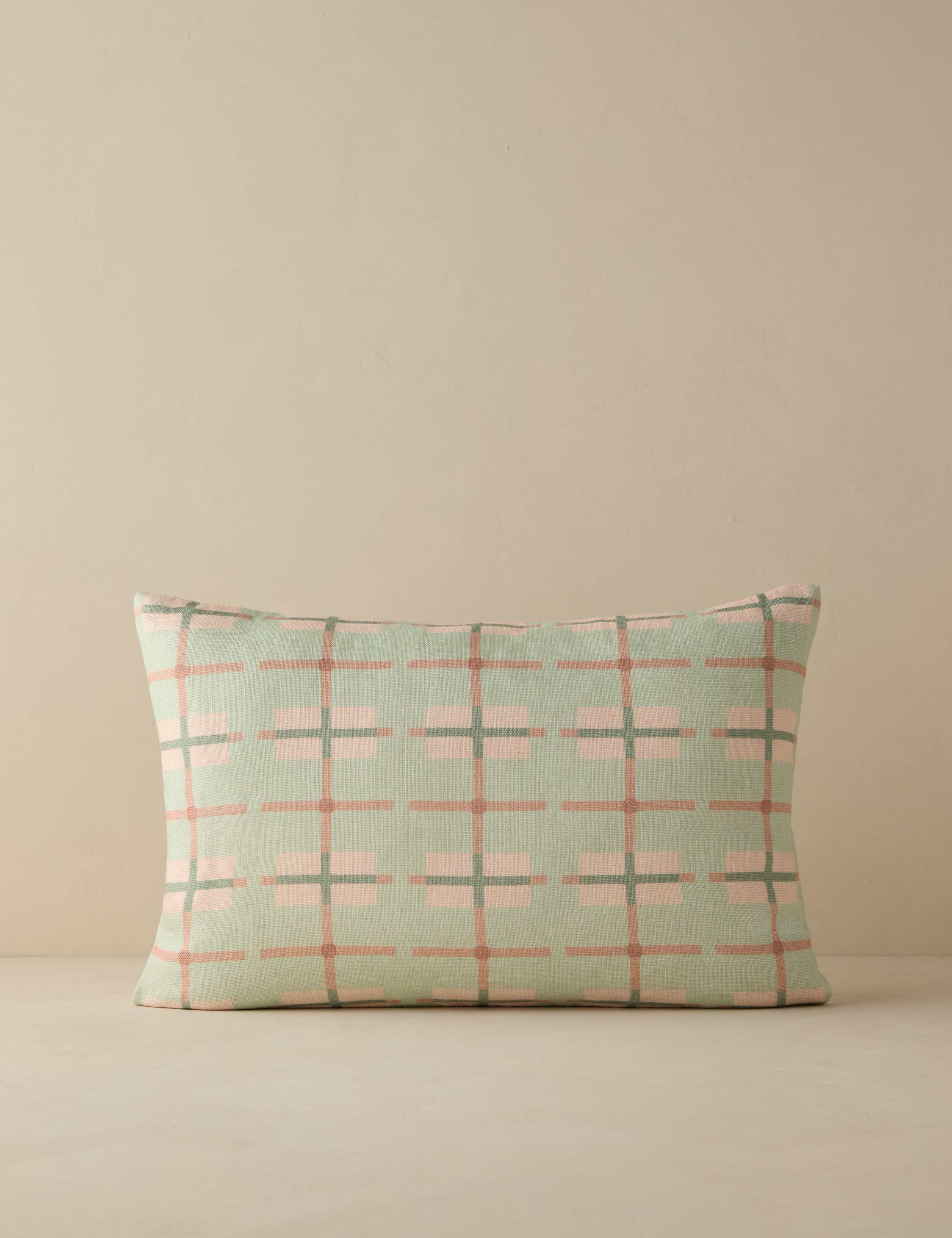 #color::mint #style::lumbar