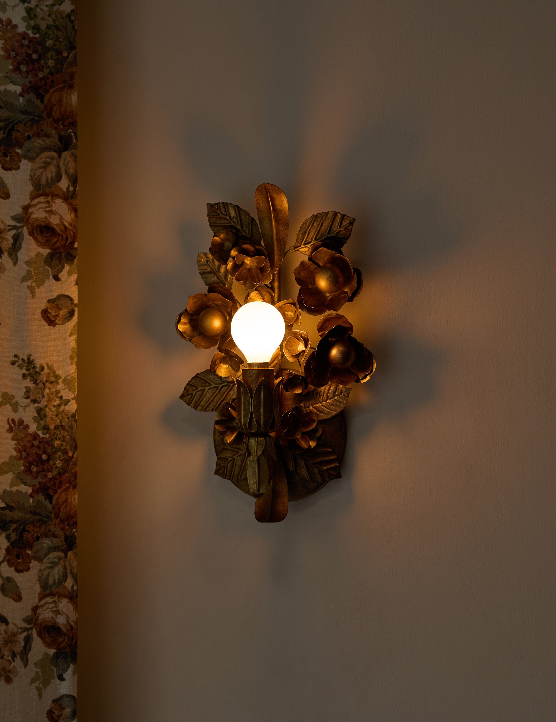 Garda Sconce
