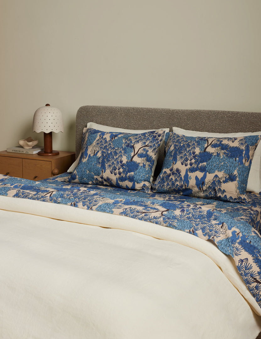 #color:blue #size::queen #size::king #size::cal-king