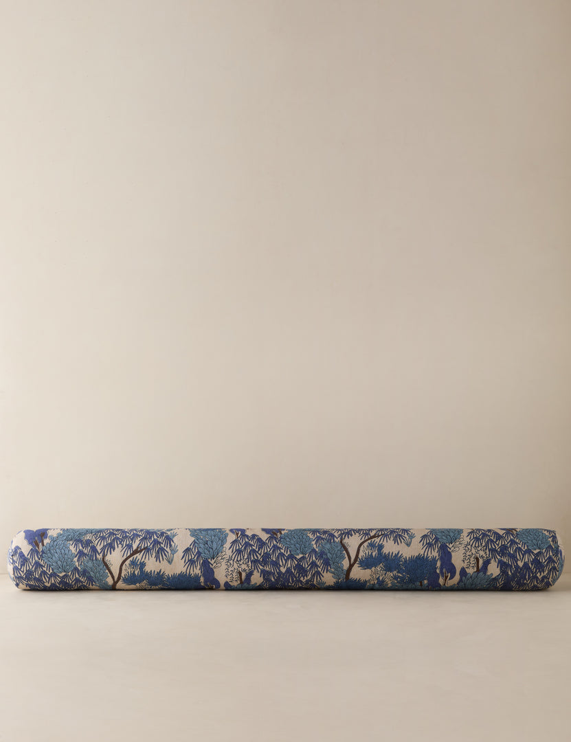 #color::blue #style::long-bolster