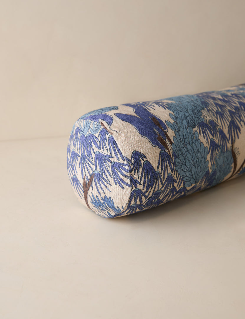 #color::blue #style::long-bolster