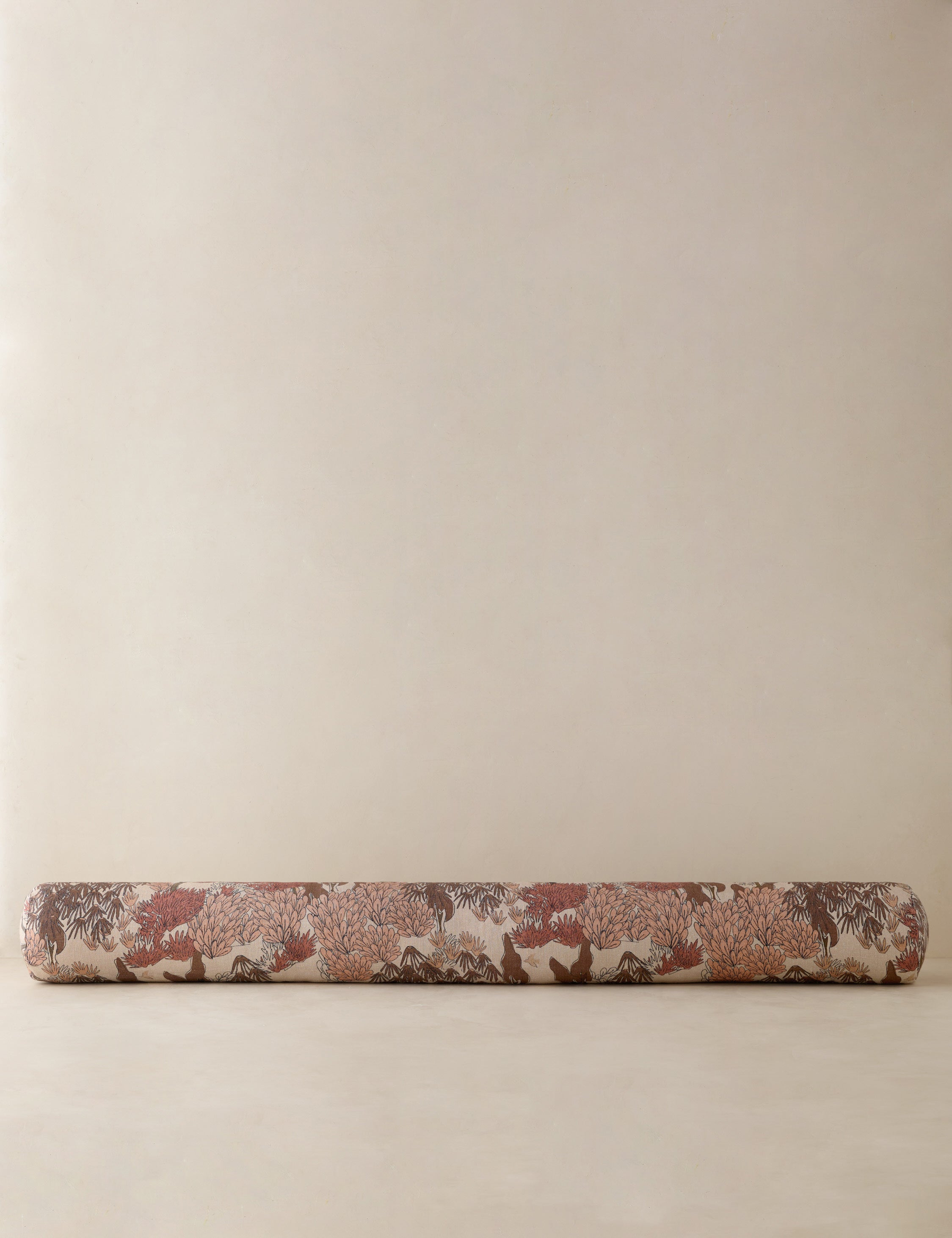 #color::blush #style::long-bolster