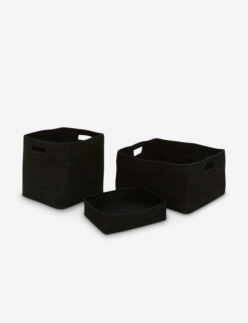 #color::black #style::letter-tray #style::square #style::low