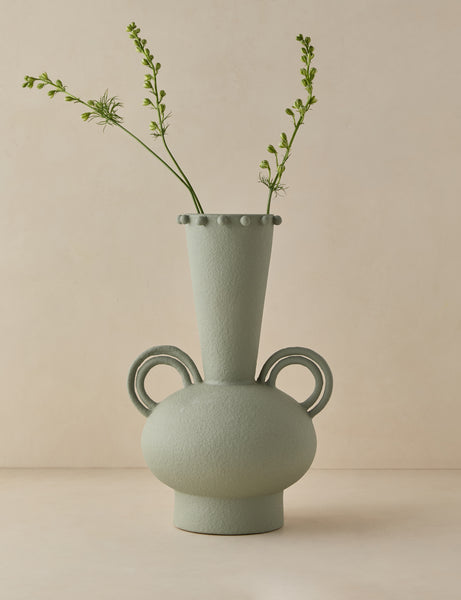 Idra Vase