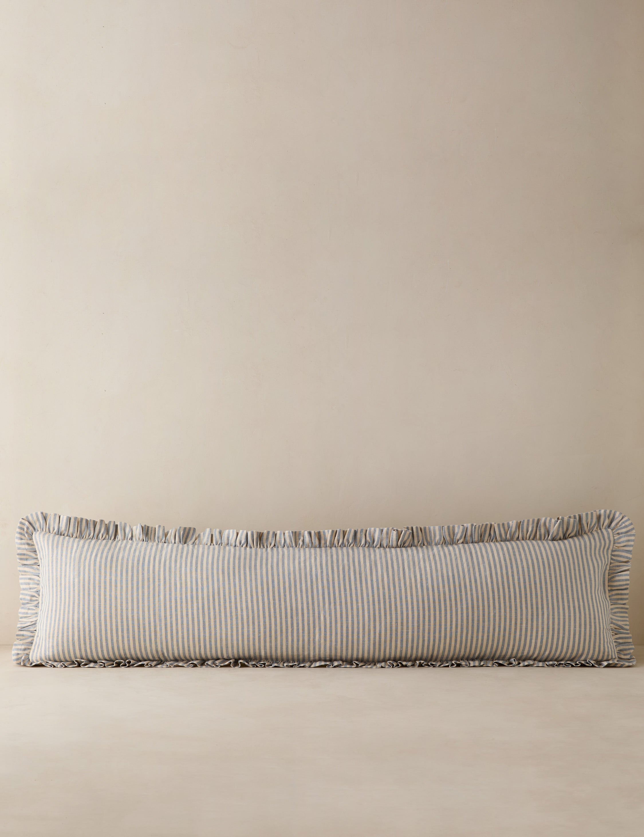 #color::blue #style::long-lumbar