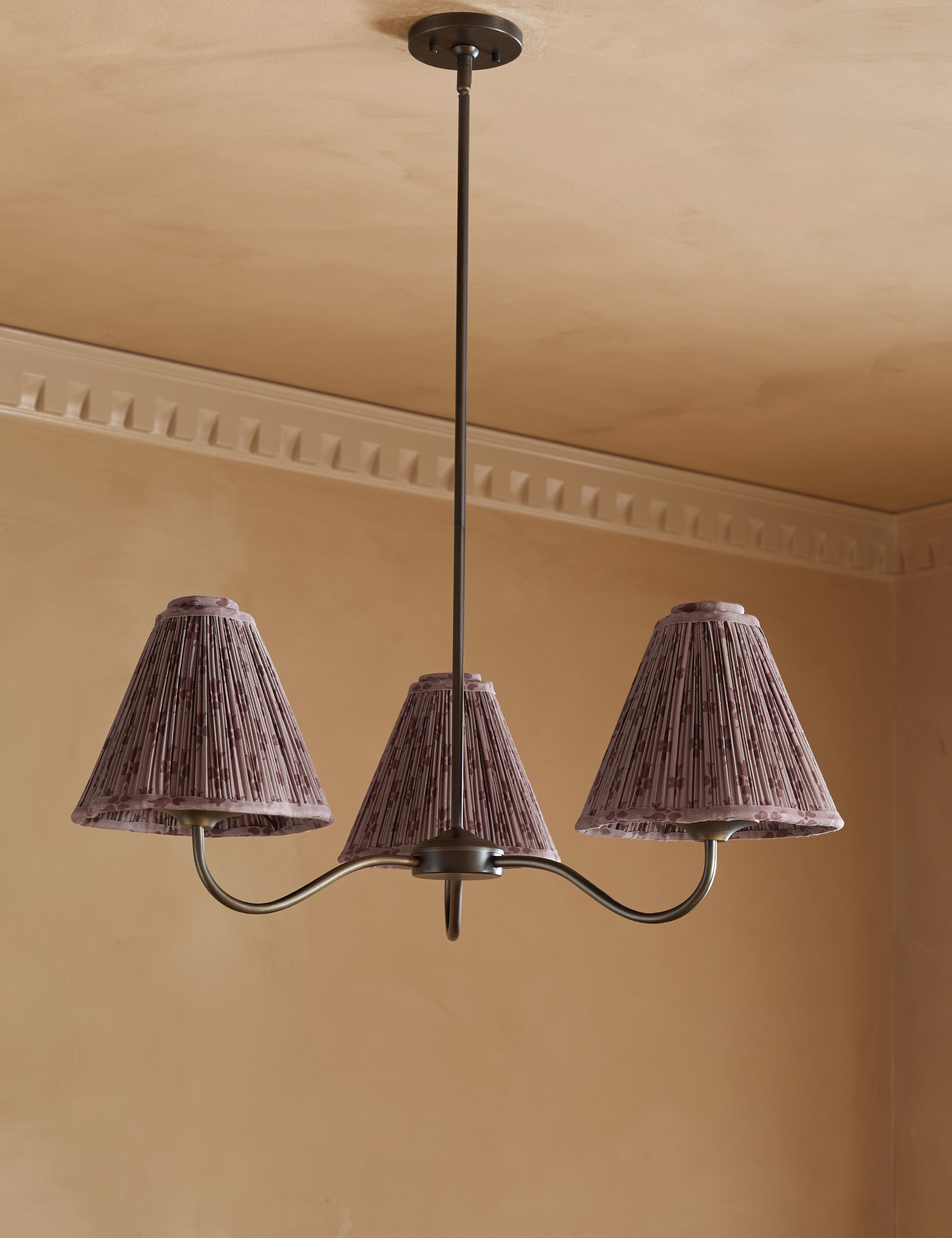 #color::romaric-and-antique-bronze #size::32-dia
