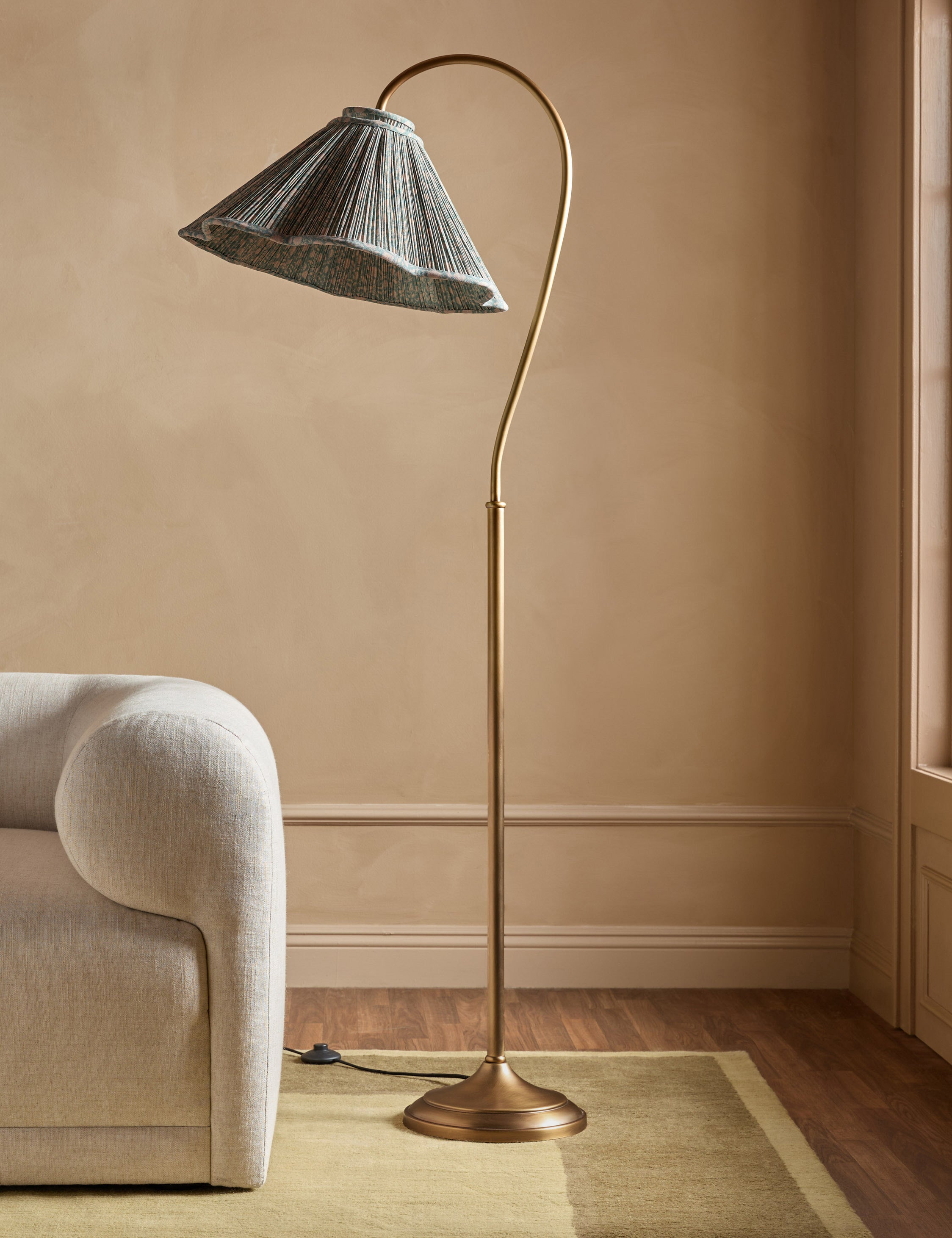 #color::Fransen-and-Antique-Brass 