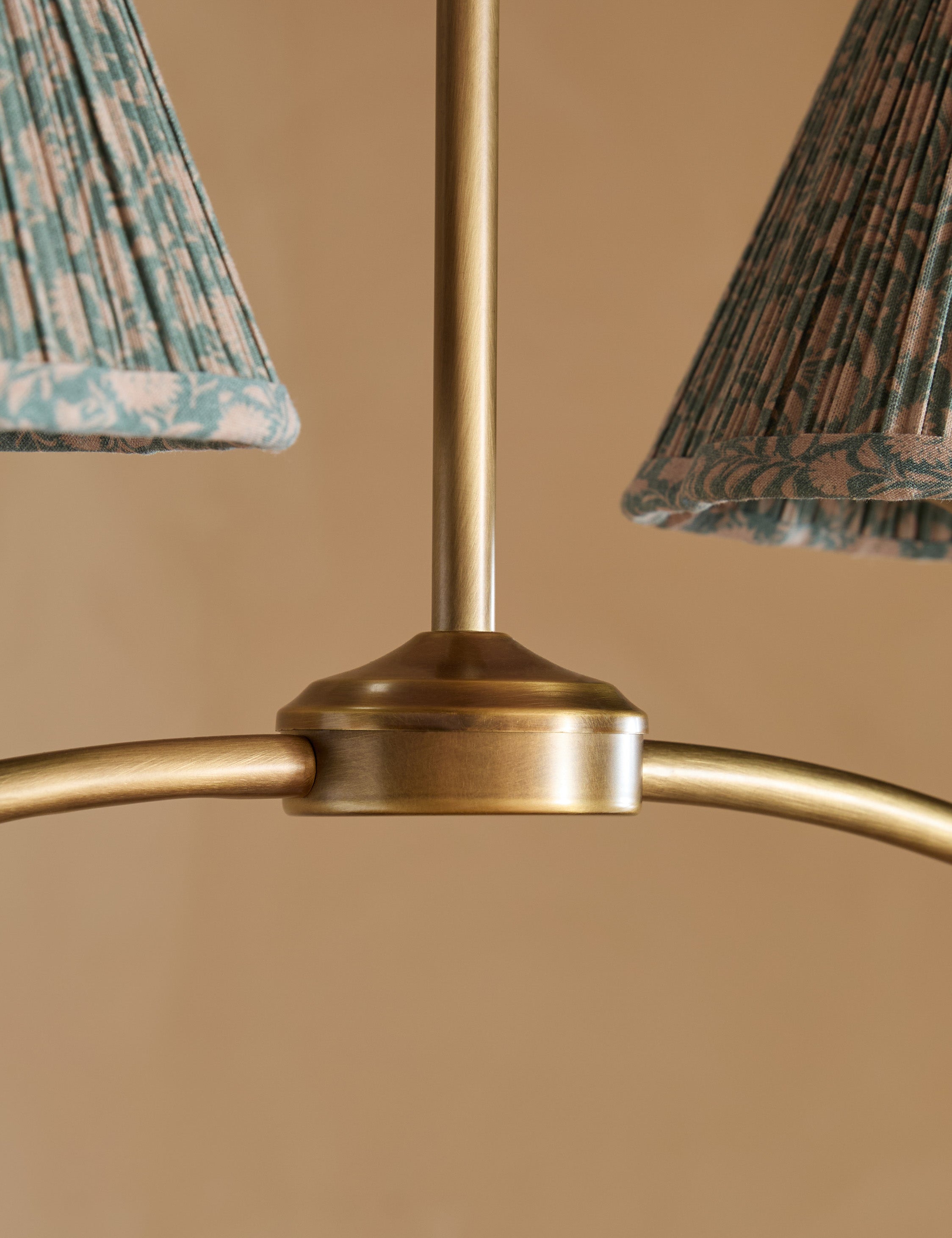 Lulu and Georgia Jordan Linear Chandelier