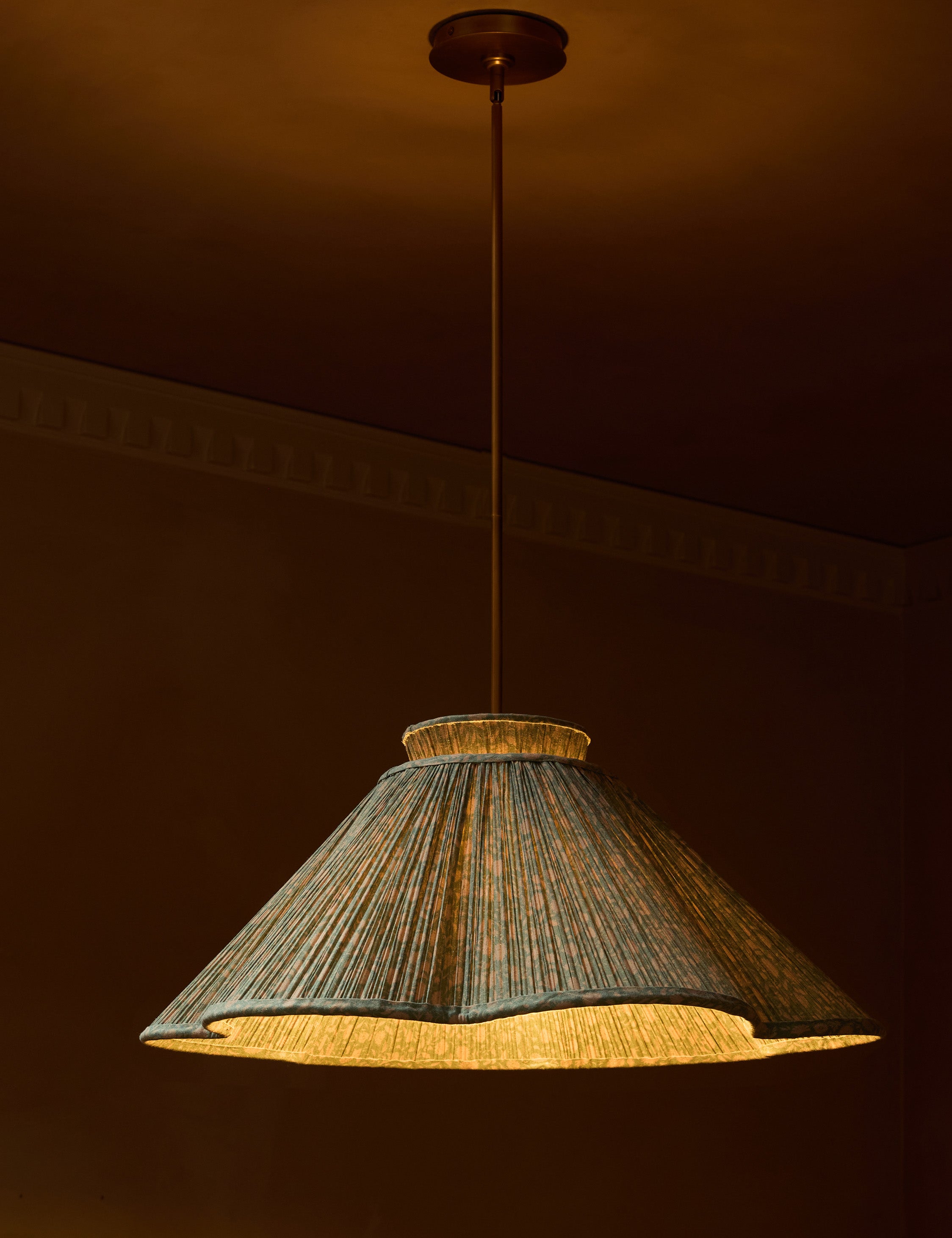 Lulu and Georgia Jordan Floor Lamp - Thumbnail 3