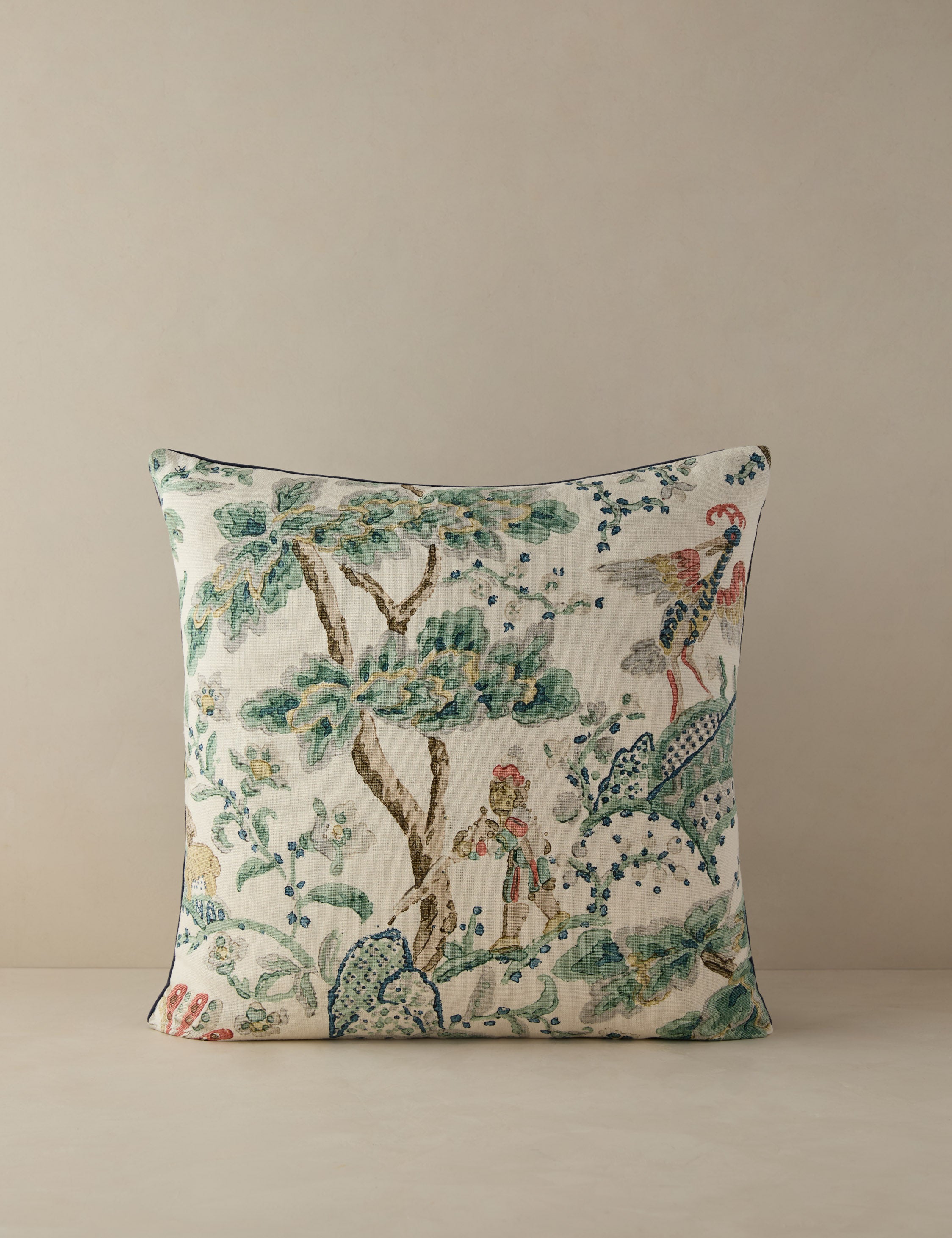 #color::ivory-and-navy #style::square