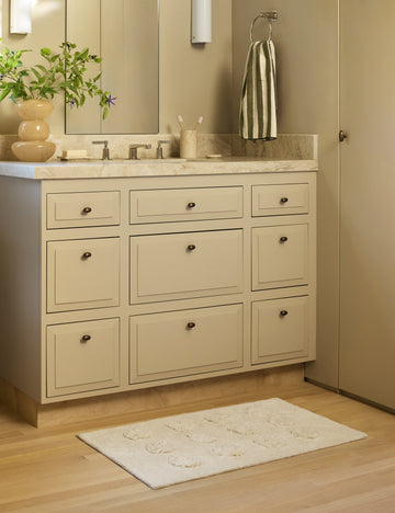 #color::ivory #size::21--x-34-