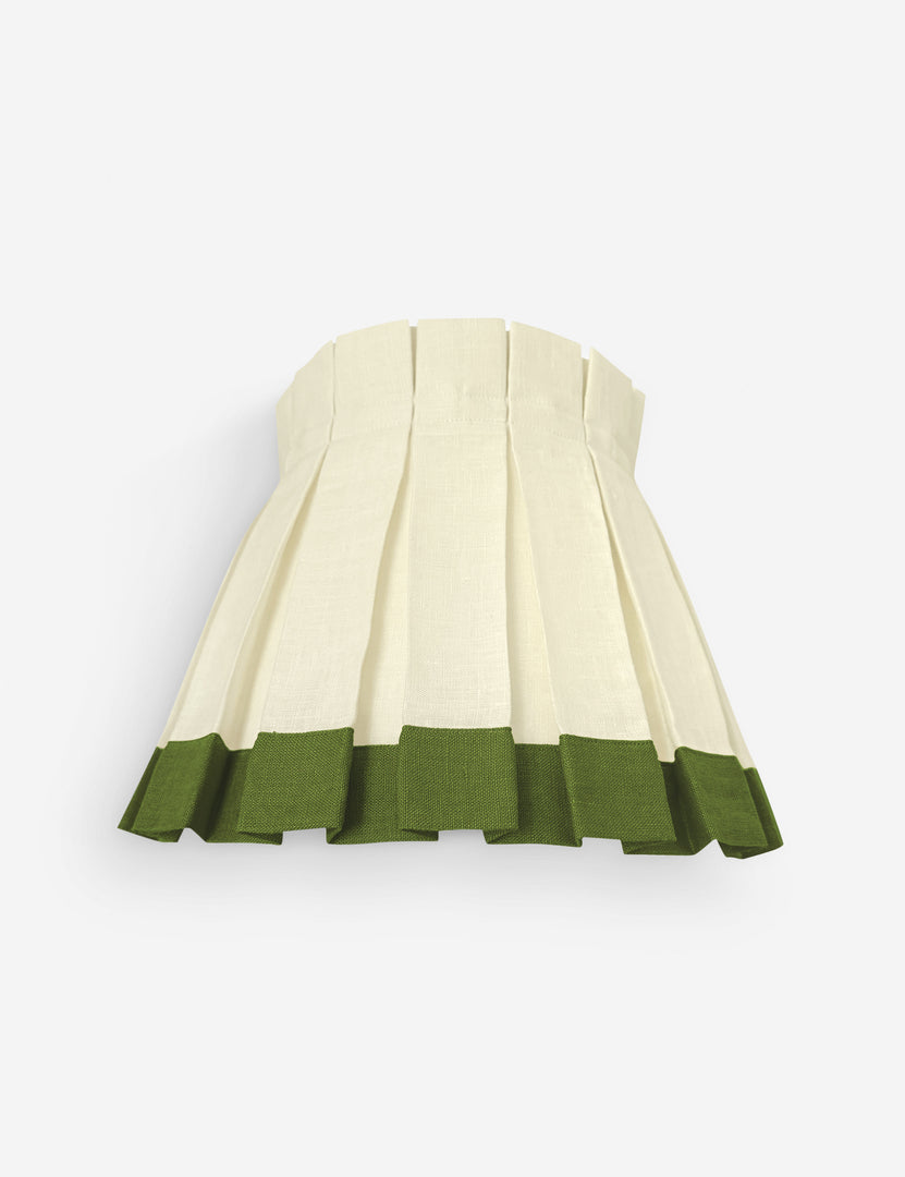 #color::ivory-and-forest #size::small