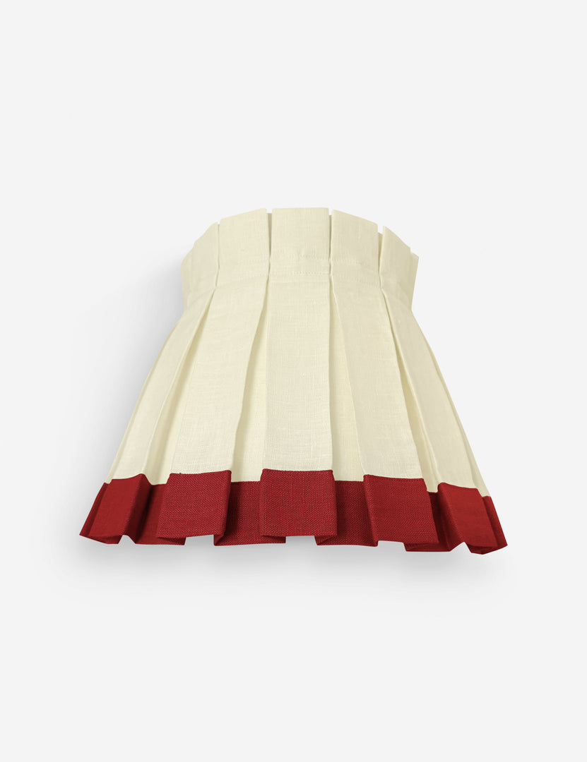 #color::ivory-and-red #size::small