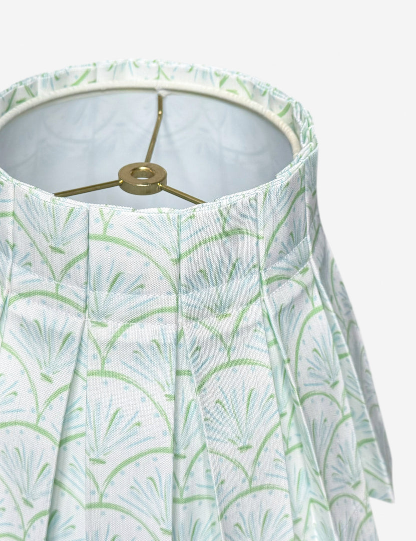 #color::green #size::small #size::large