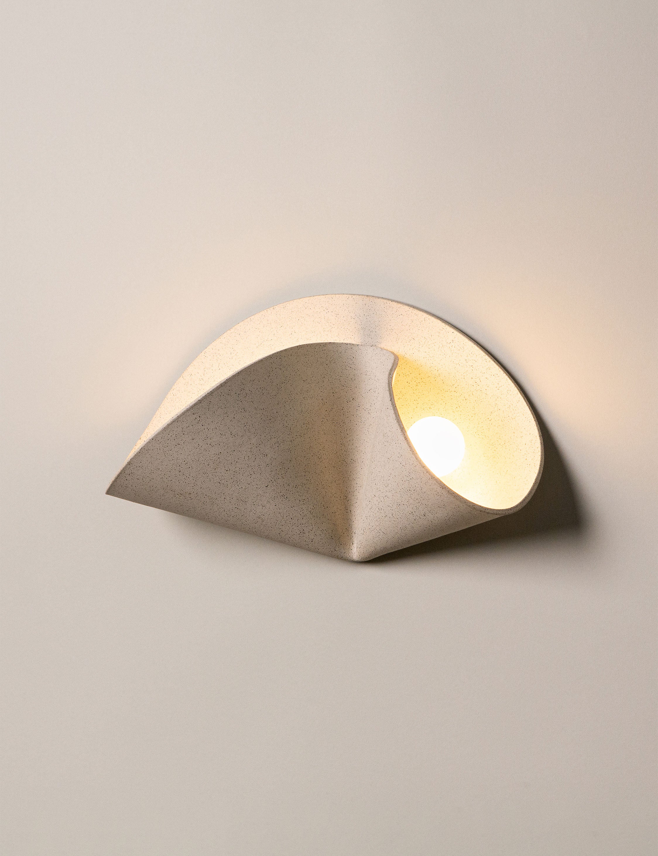 Scones Shadow Rise Shado Sconce by SIN