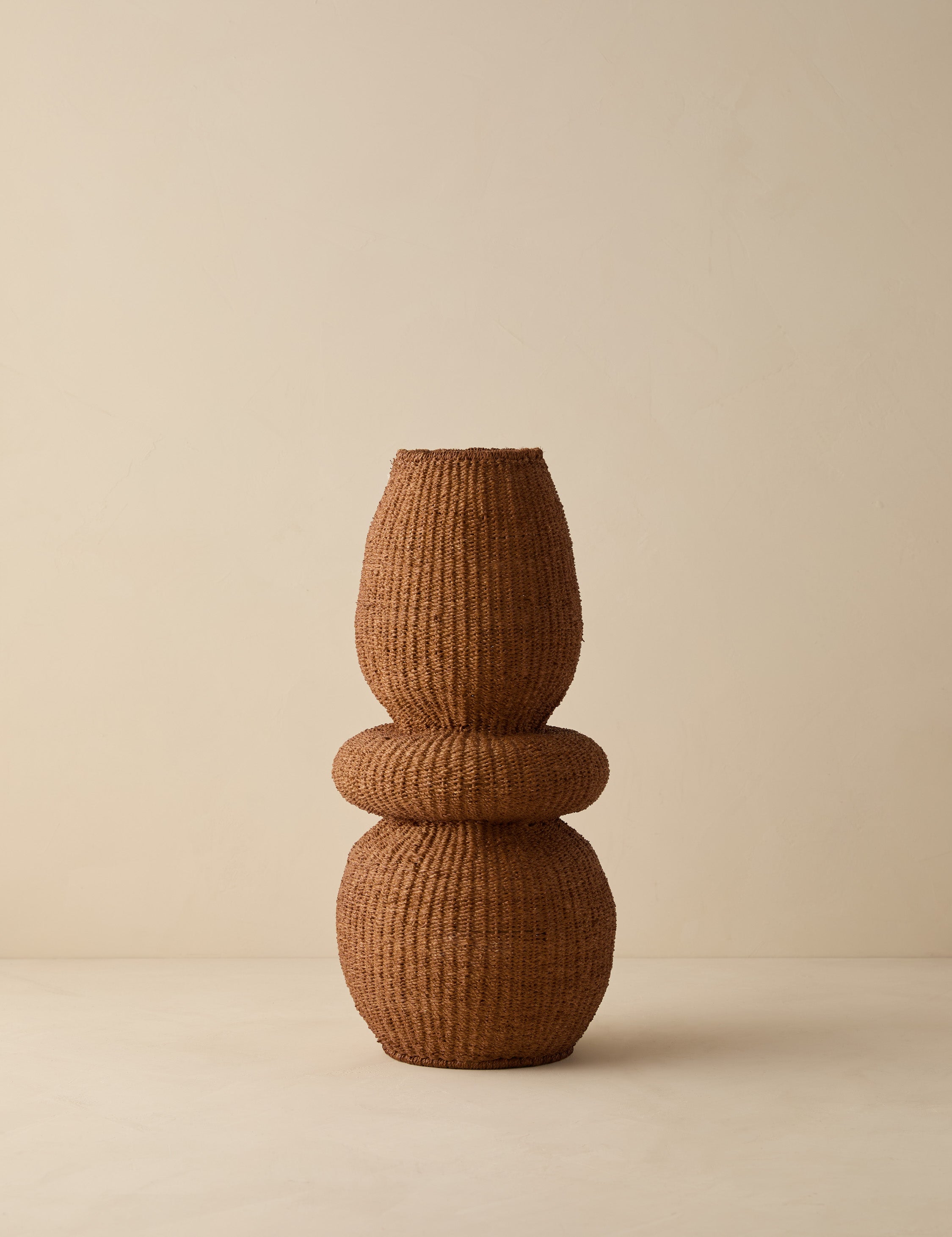 #color::walnut #size::large