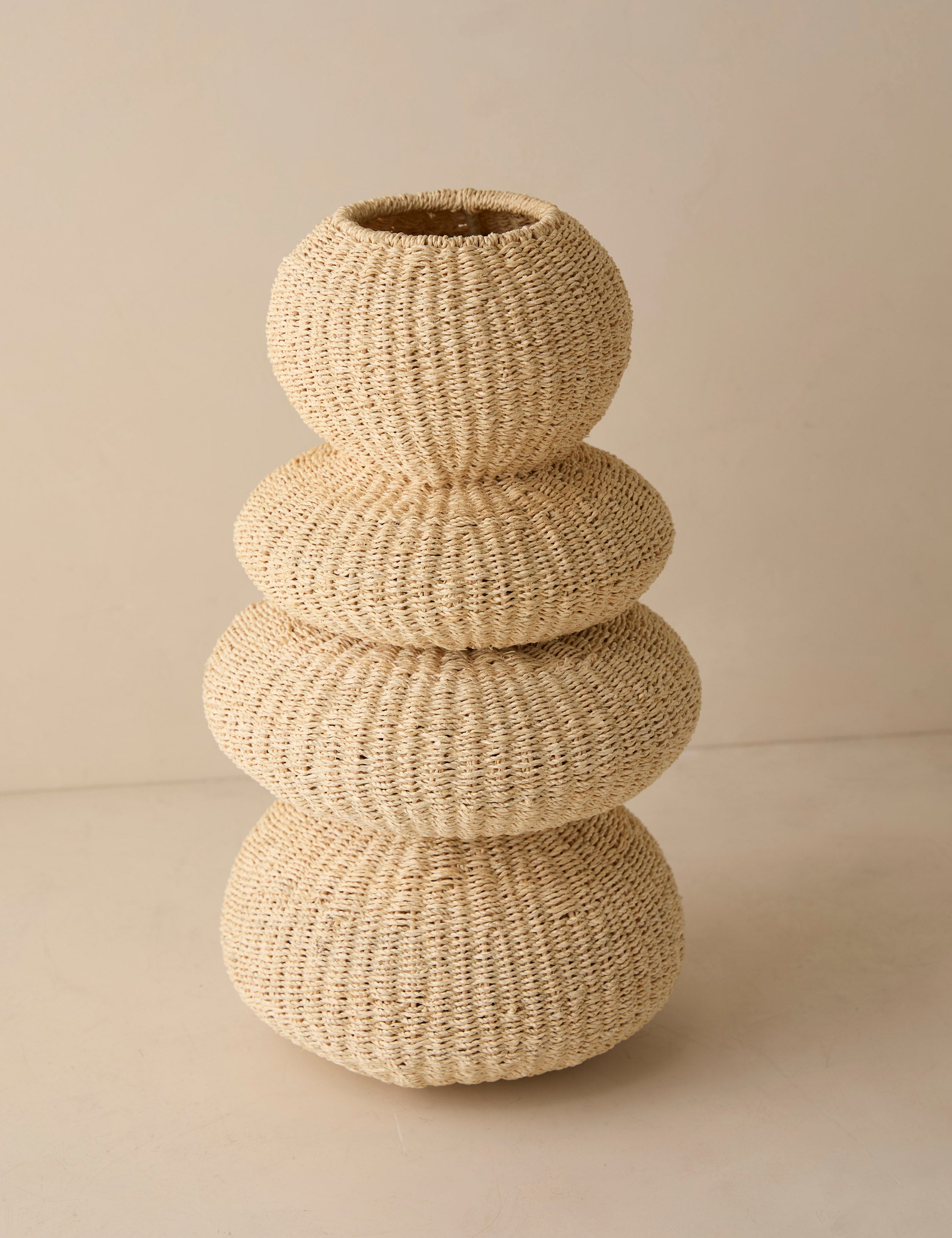 Lulu and Georgia Lilia Tabletop Vase - Thumbnail 2
