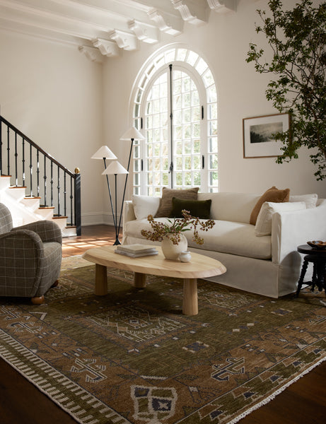 Tahj Traditional Wool Rug