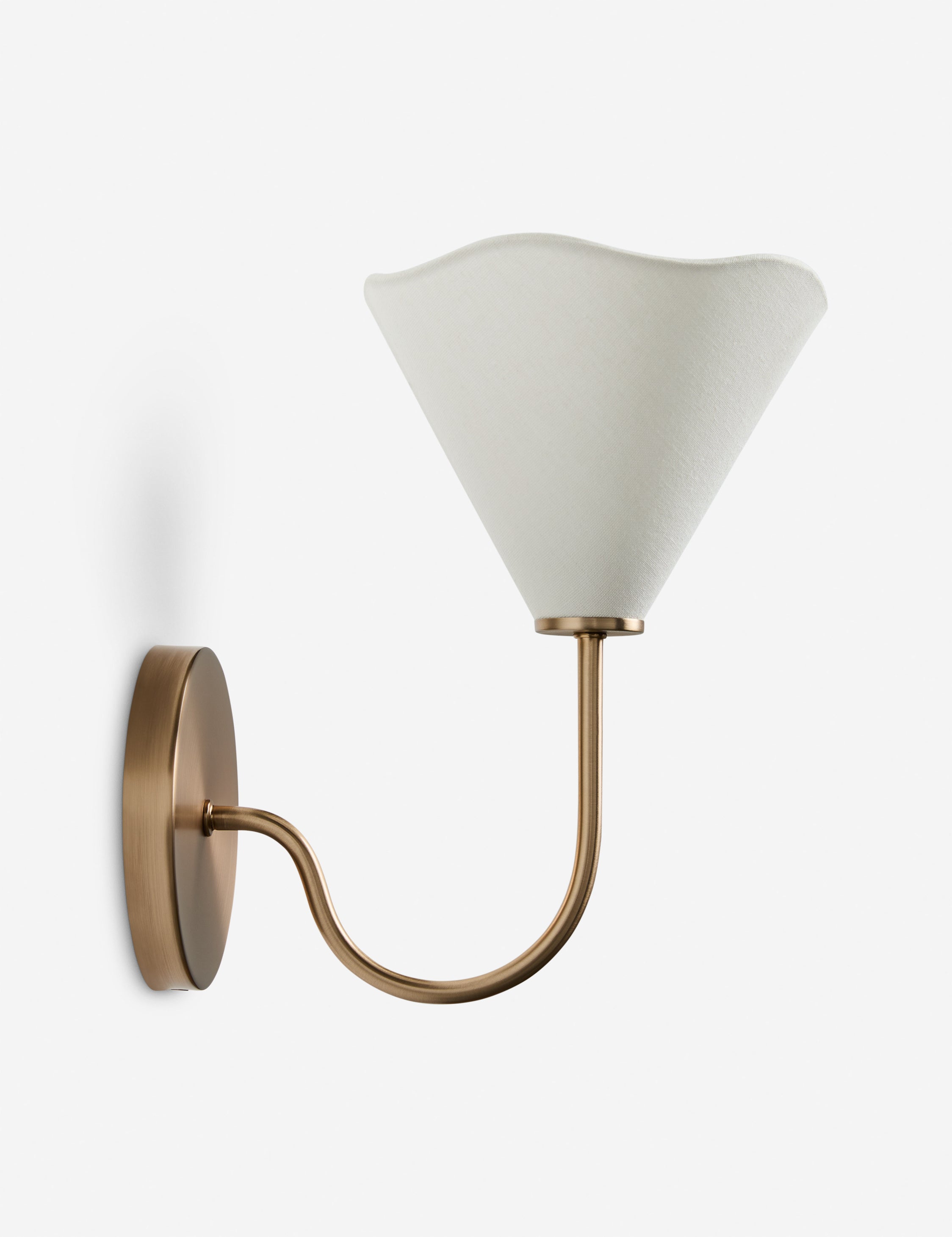 Loana Sconce
