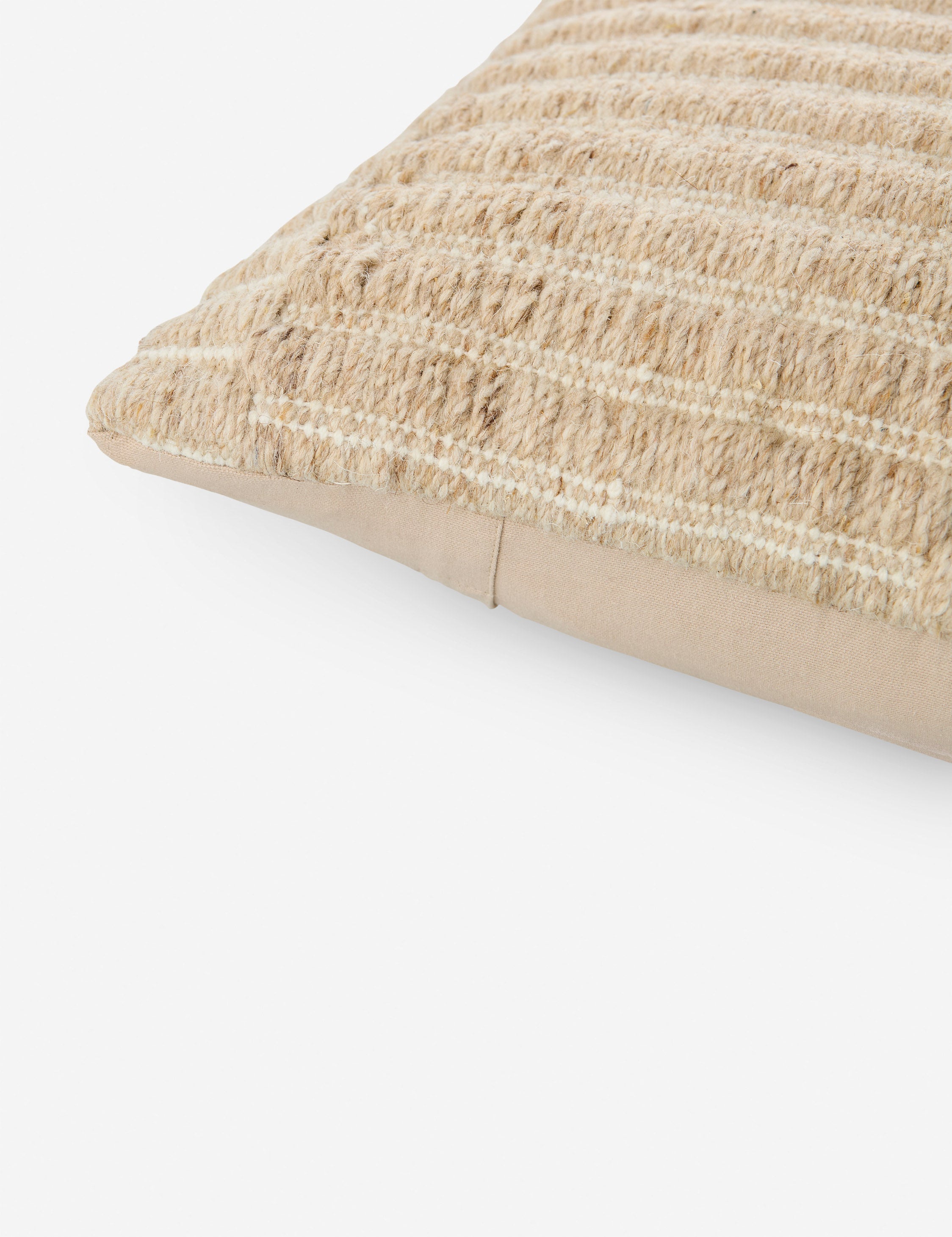 Mendia Pillow - Thumbnail 3