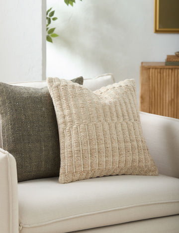 #color::taupe-and-oatmeal #size::18--x-18- #size::20--x-20- #size::22--x-22- #insert::down #insert::polyester
