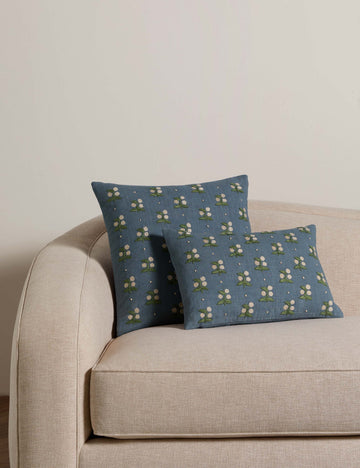 #color::denim #style::lumbar #style::square