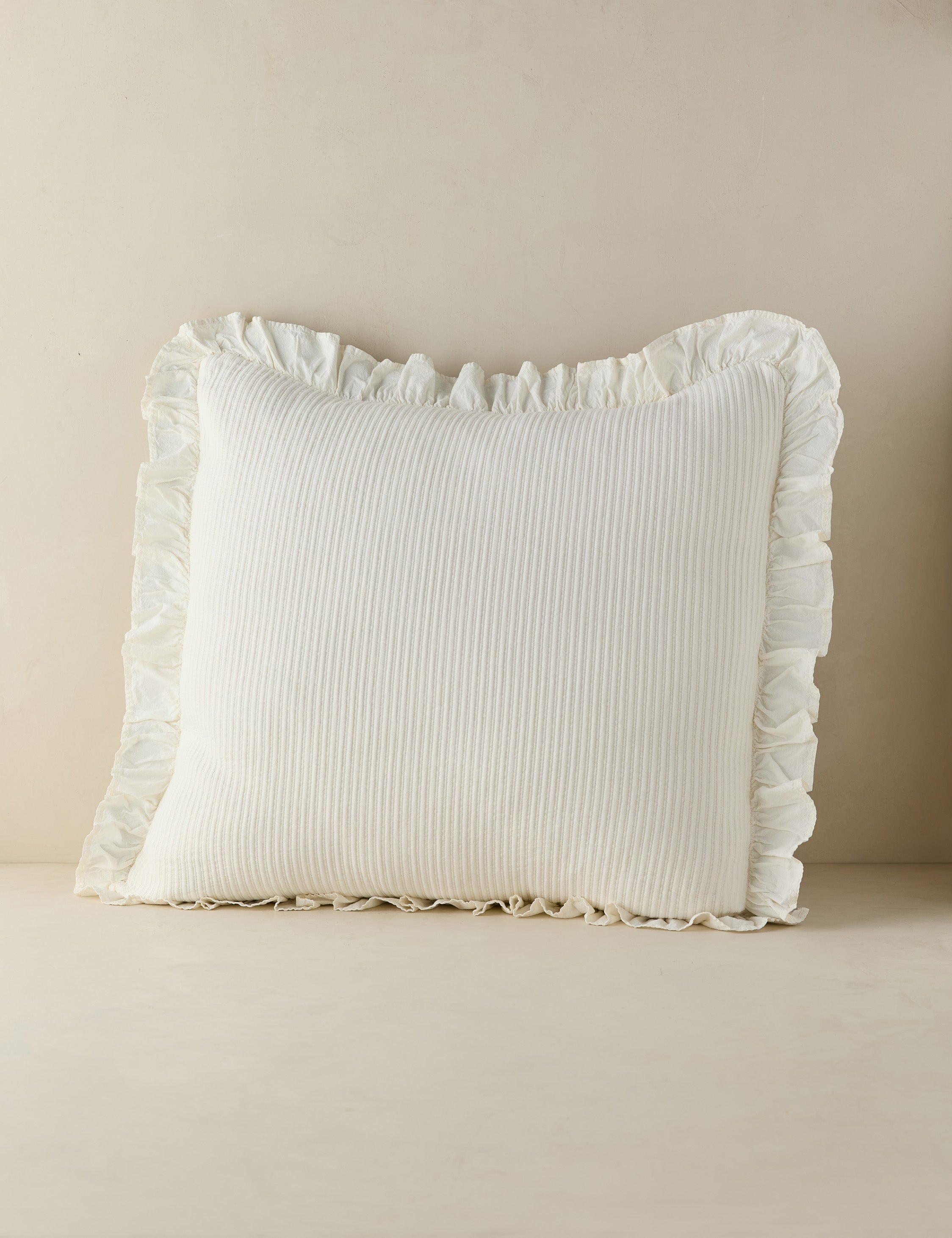 #color::ivory #size::euro