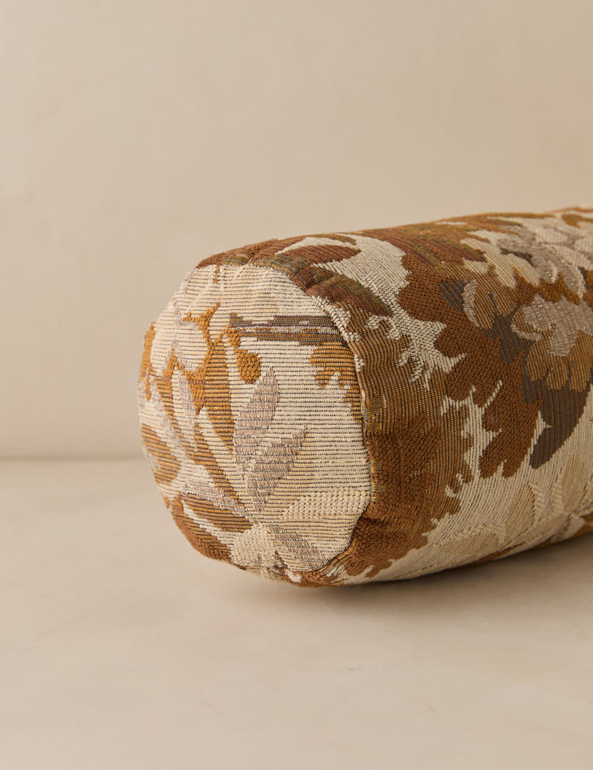 #color::amber #style::bolster #fill type::with-insert