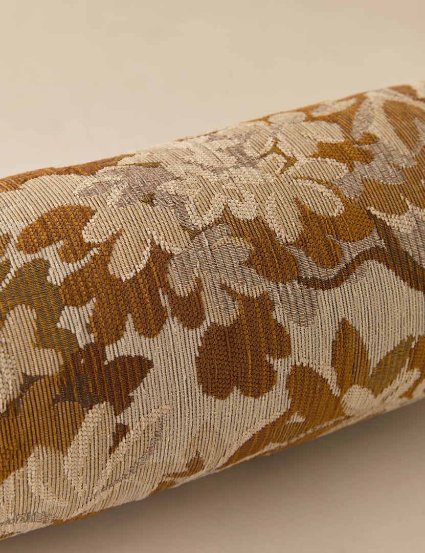 #color::amber #style::bolster #fill type::with-insert