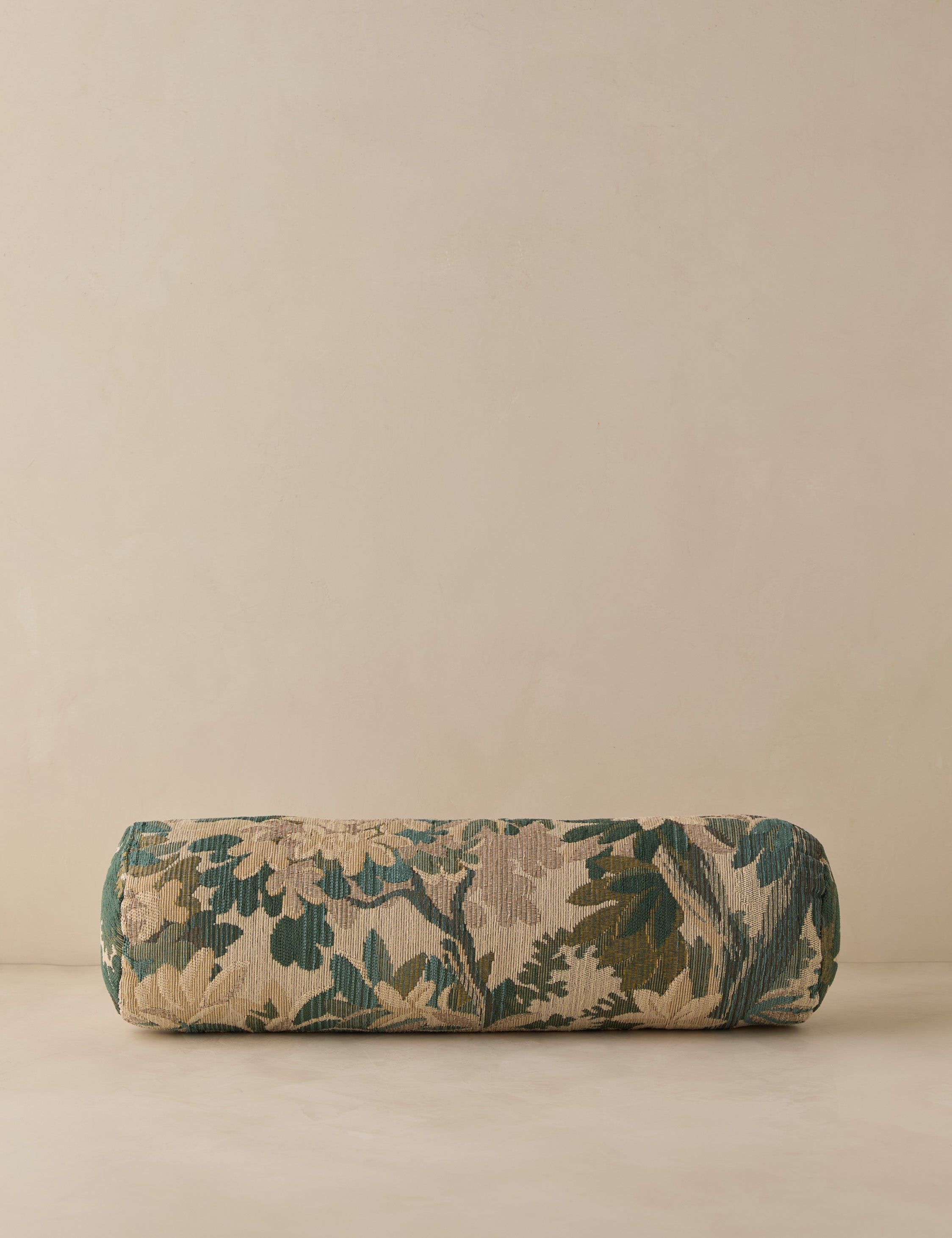 #color::jade #style::bolster #fill type::with-insert