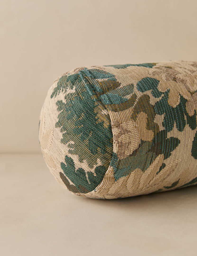 #color::jade #style::bolster #fill type::with-insert