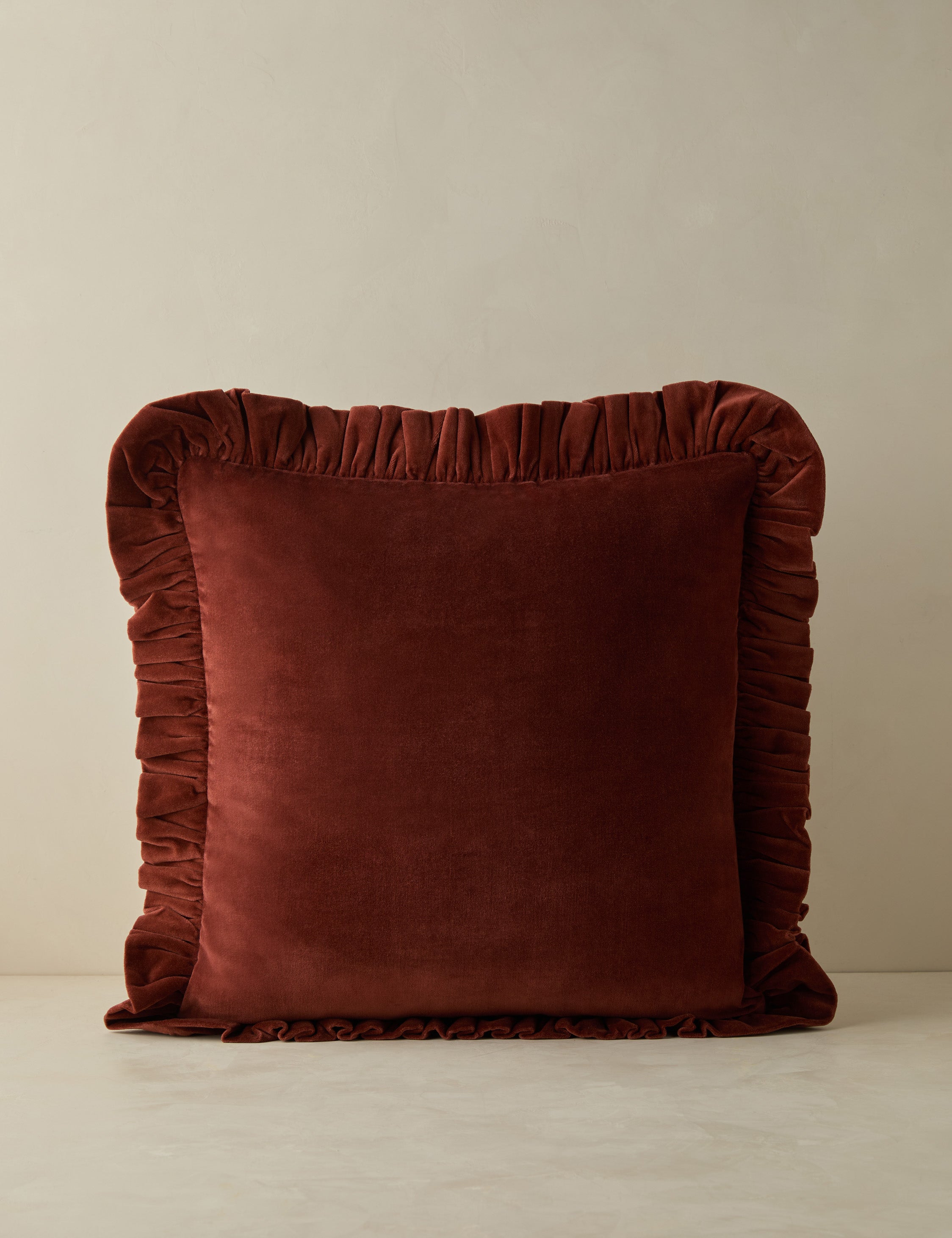 #color::sangria #style::square #fill type::with-feather-down-insert #fill type::pillow-cover-only 