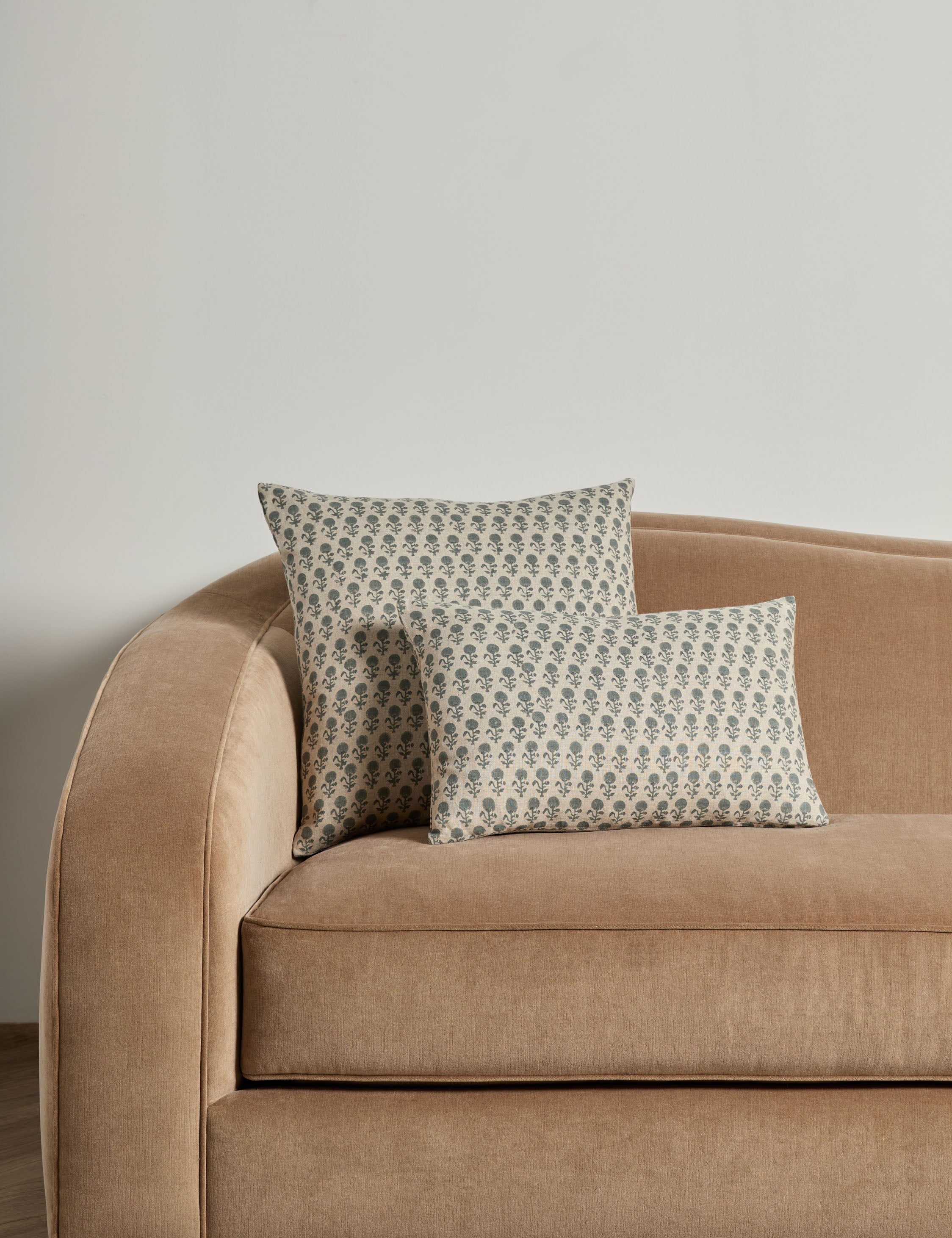 #color::blue #style::square #style::lumbar
