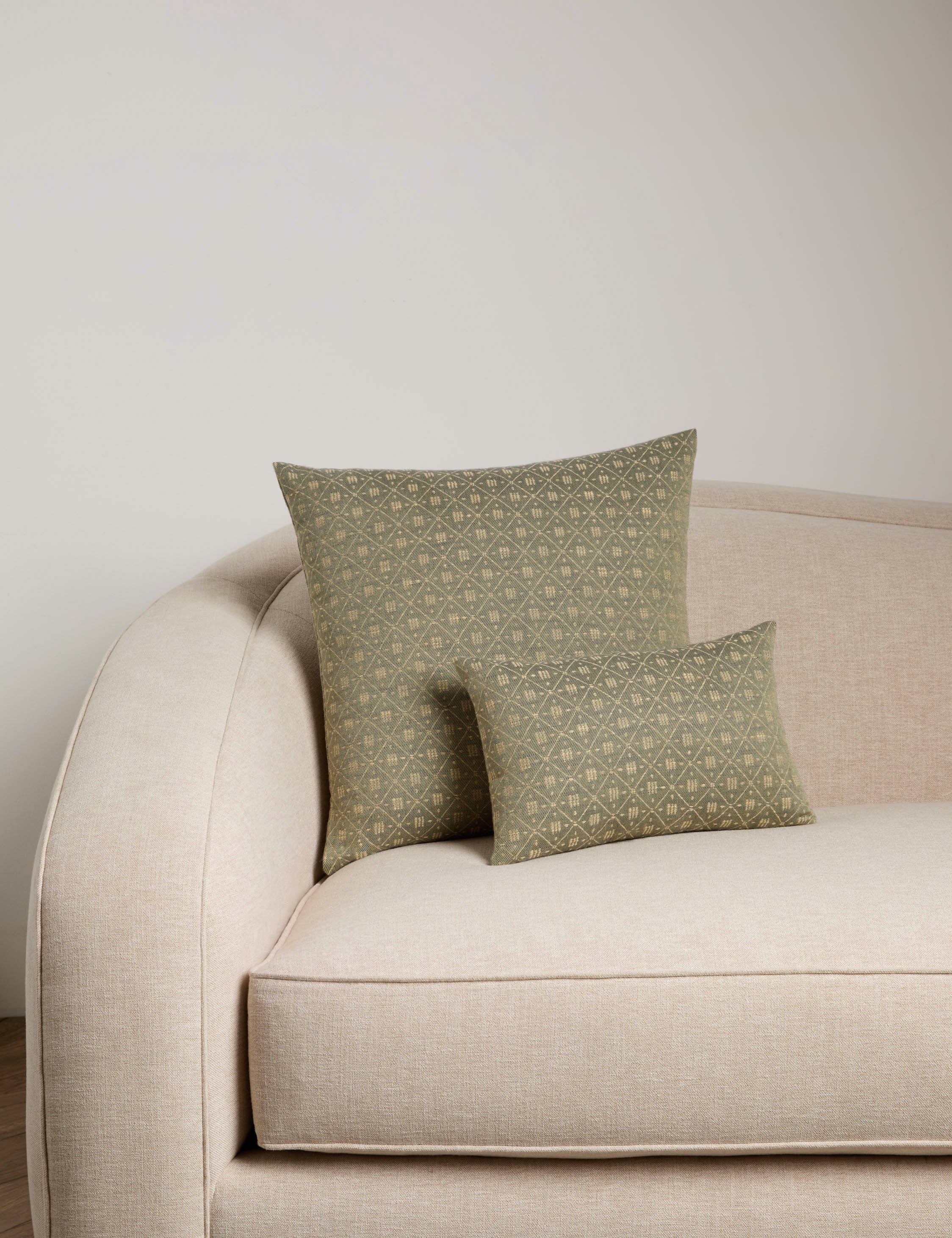 #color::sage-and-ivory #style::square #style::lumbar #fill type::with-feather-down-insert #fill type::pillow-cover-only